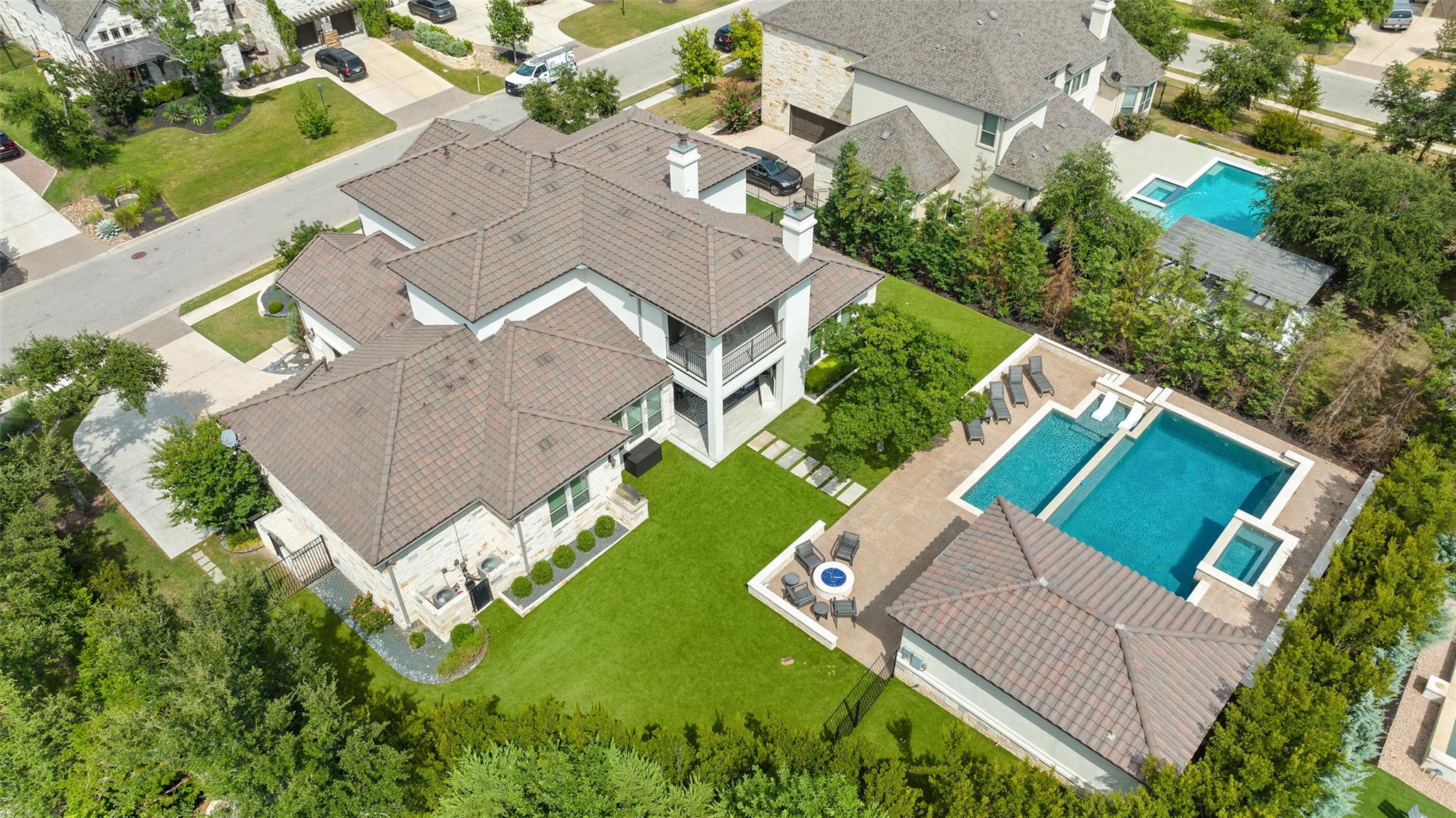 403 Woodside Ter, Austin, TX 78738