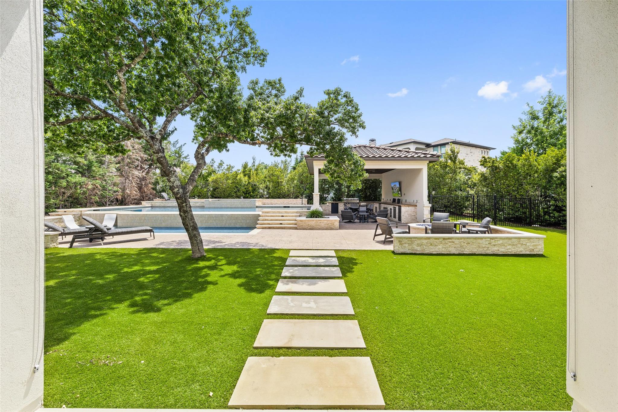 403 Woodside Ter, Austin, TX 78738