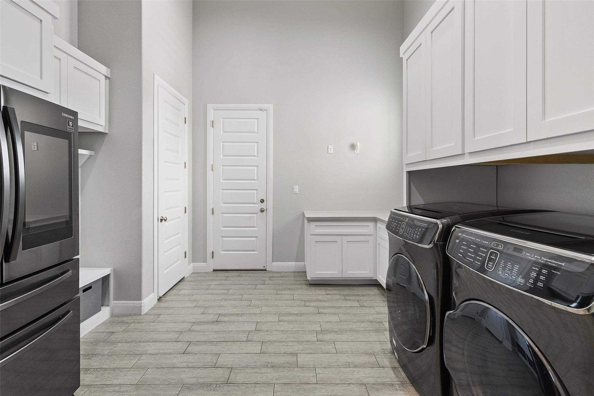 403 Woodside Ter, Austin, TX 78738