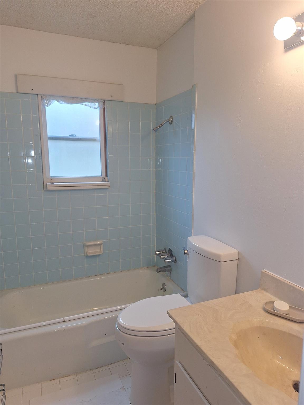 9011 Dorella Ln, Austin, TX 78736