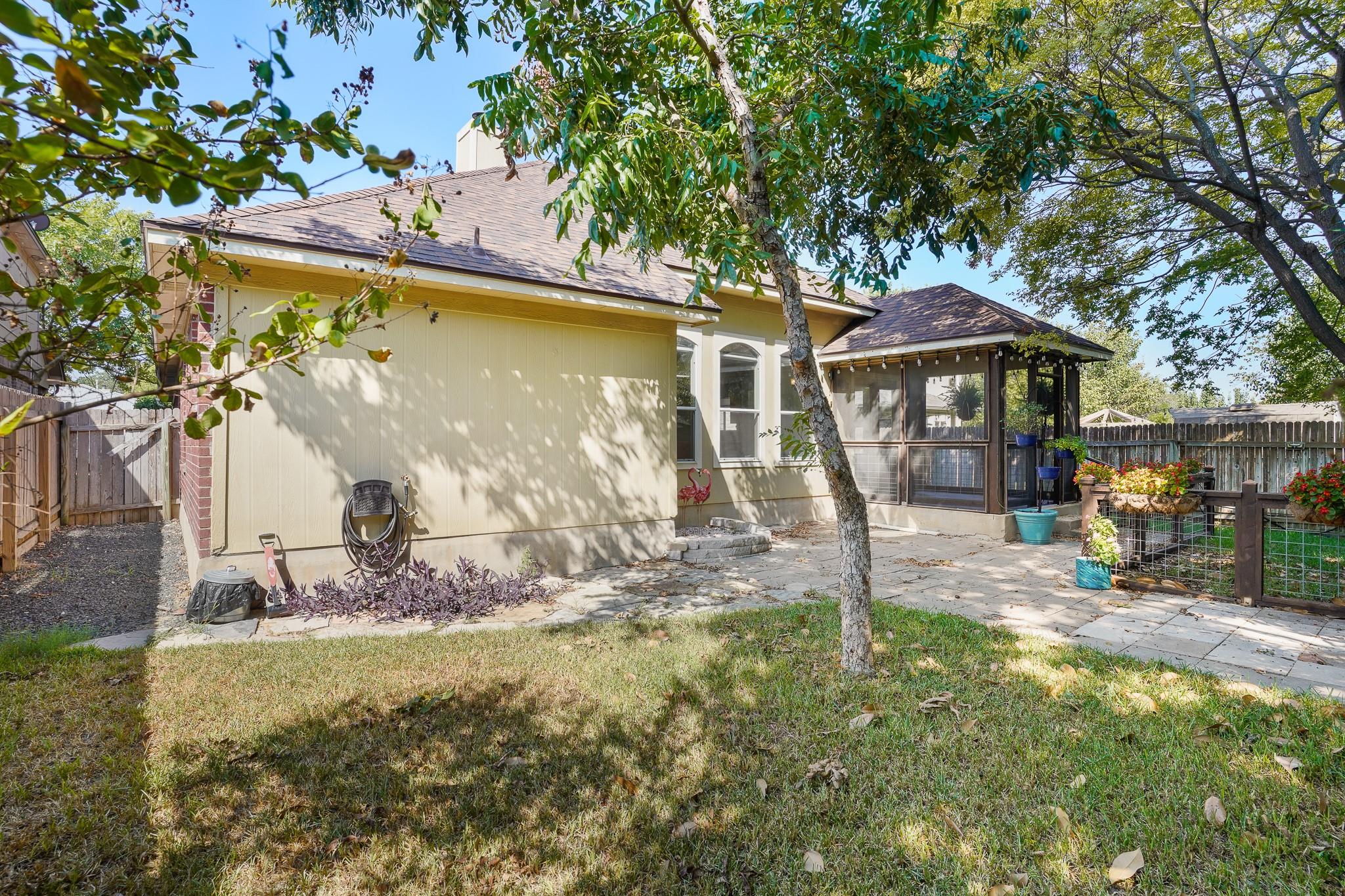 2312 Mcgregor Ln, Cedar Park, TX 78613