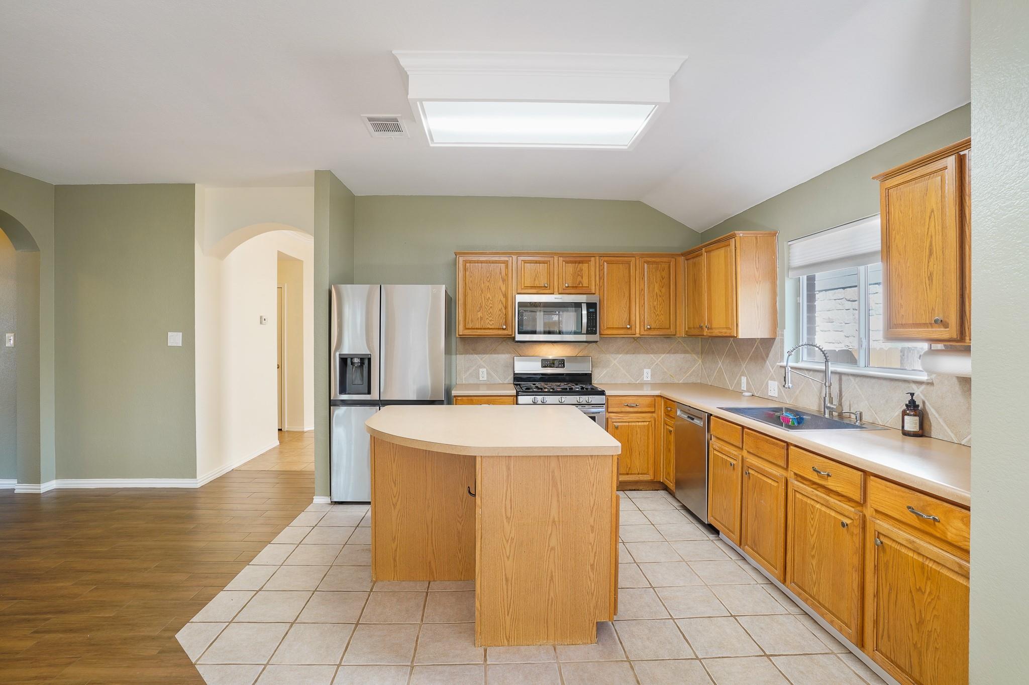 2312 Mcgregor Ln, Cedar Park, TX 78613