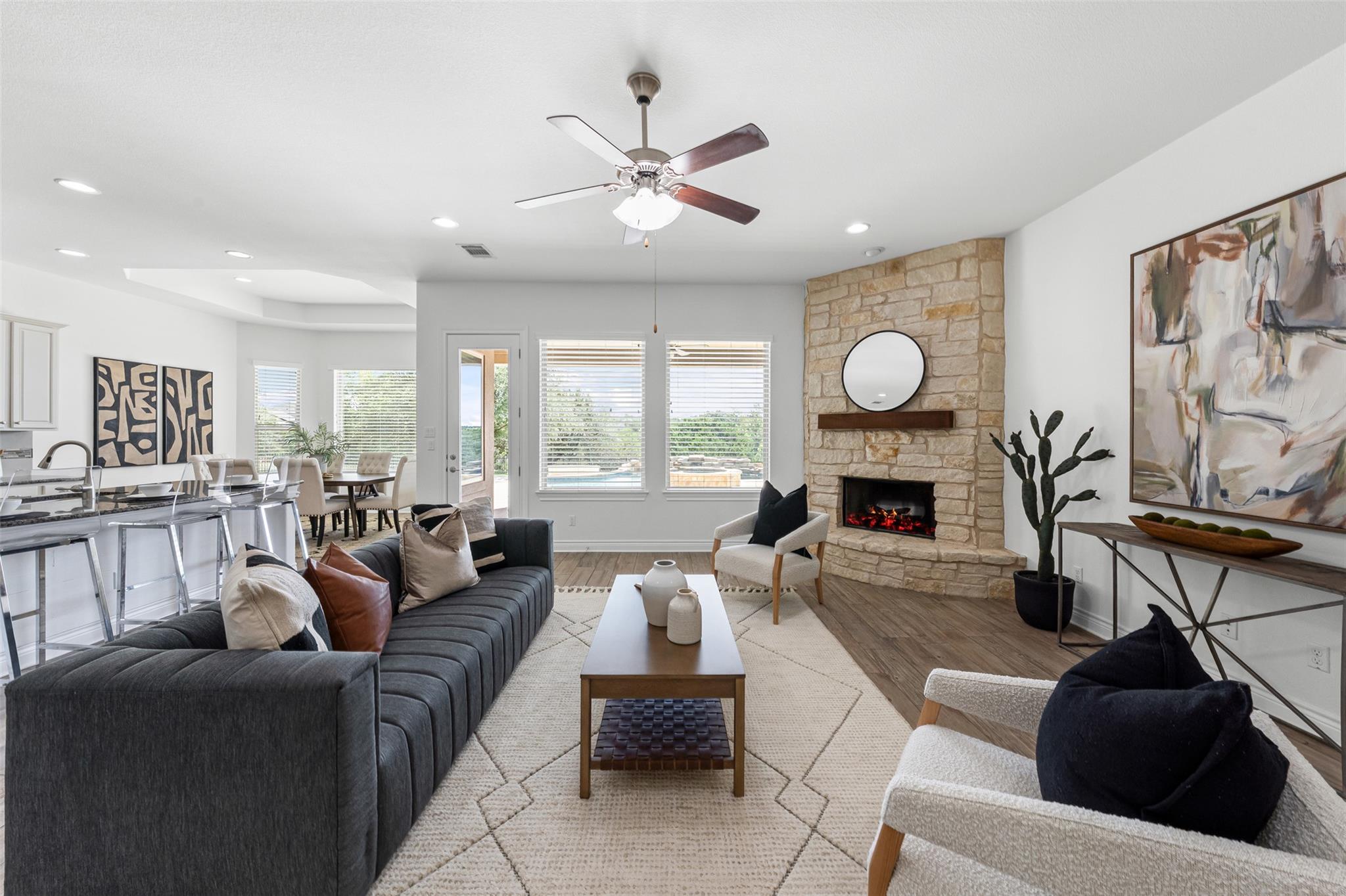 105 Quiet Oak Cv, Liberty Hill, TX 78642