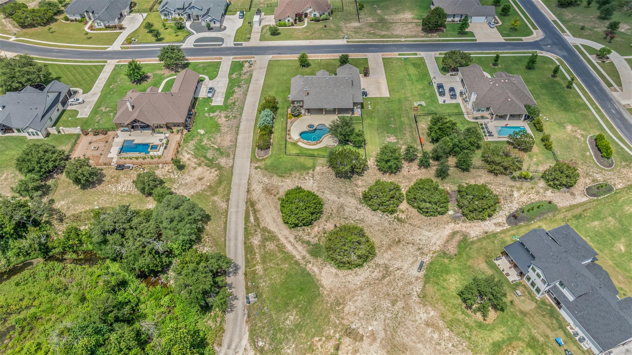 105 Quiet Oak Cv, Liberty Hill, TX 78642
