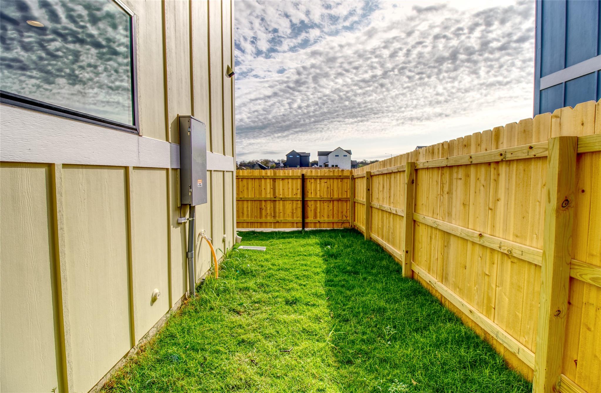 2608 Bristol Dr # B, Austin, TX 78723