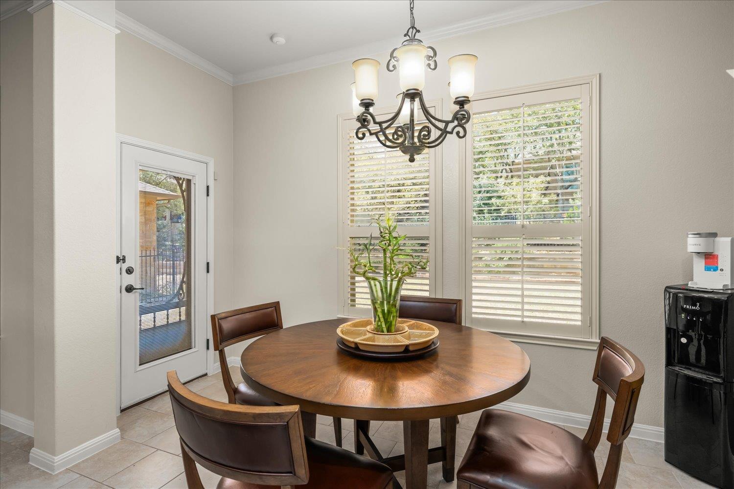 9550 Savannah Ridge Dr # 11, Austin, TX 78726