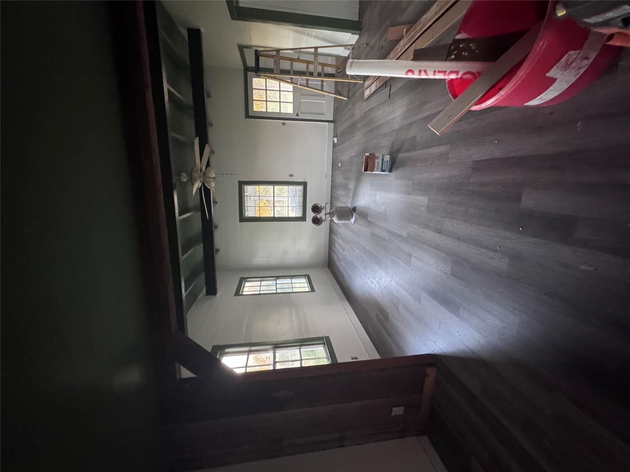6346 Sand Rock Rd, La Grange, TX 78945