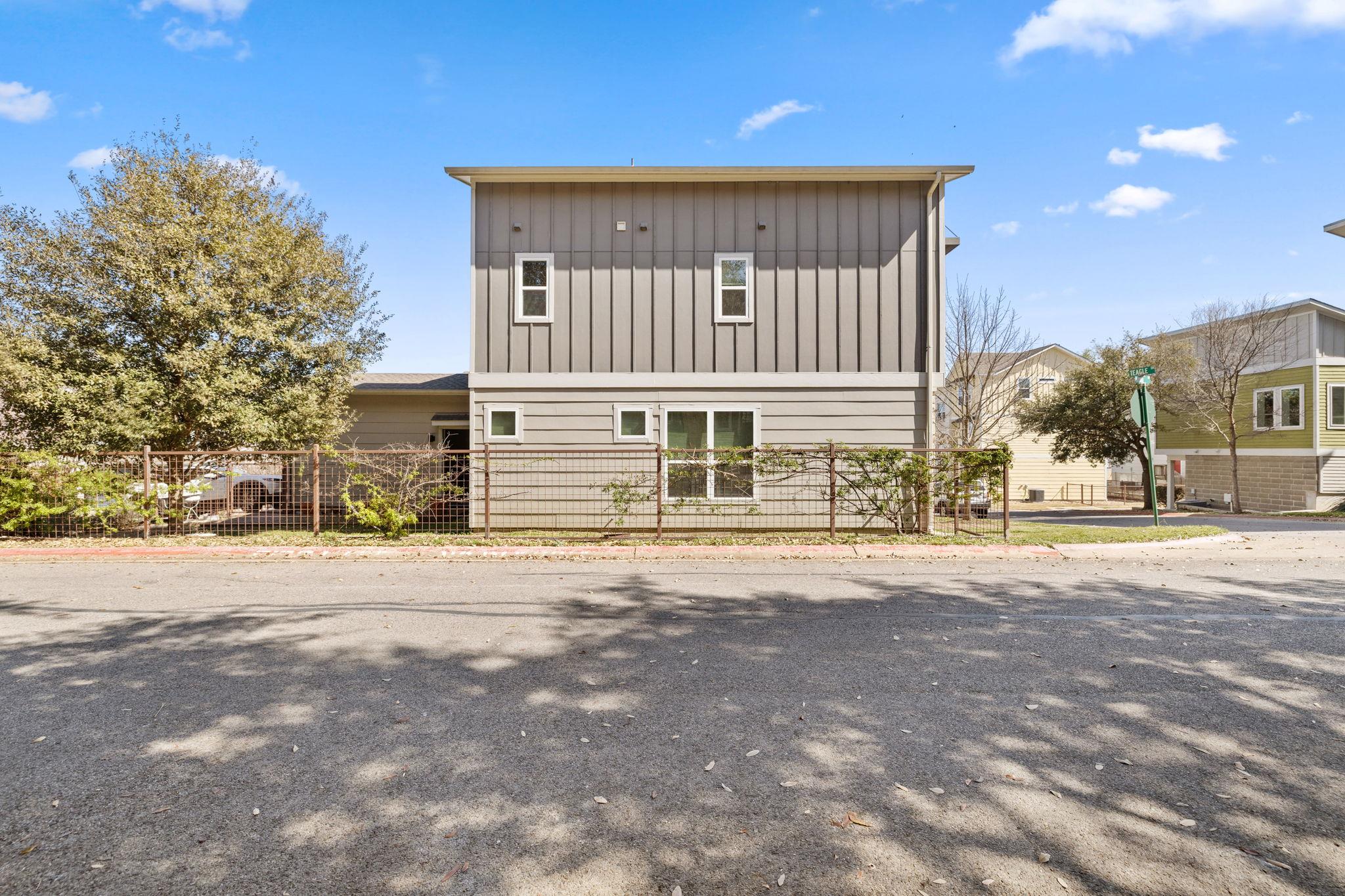 1900 Teagle Dr, Austin, TX 78741