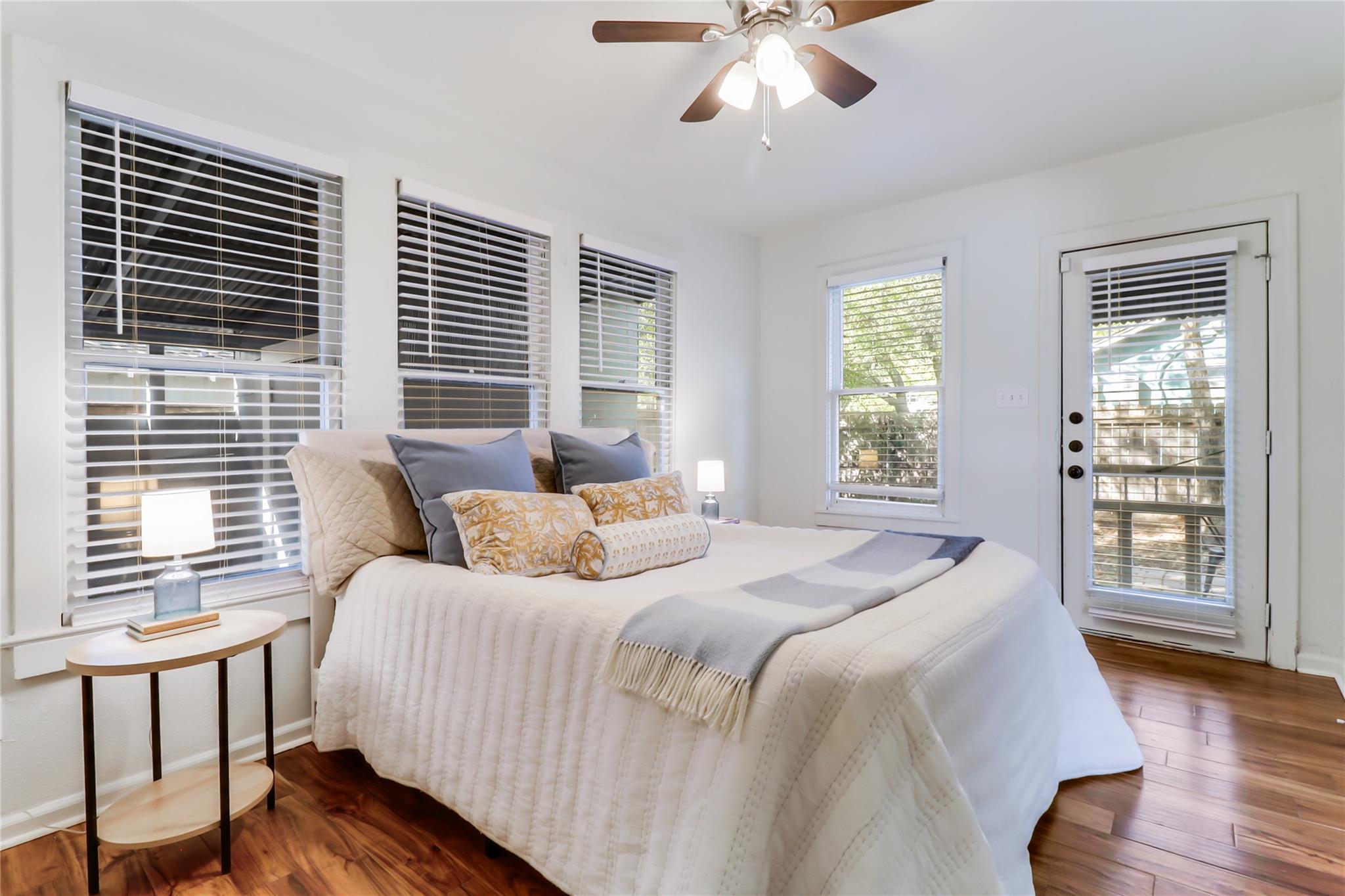 1105 W 43rd St, Austin, TX 78756