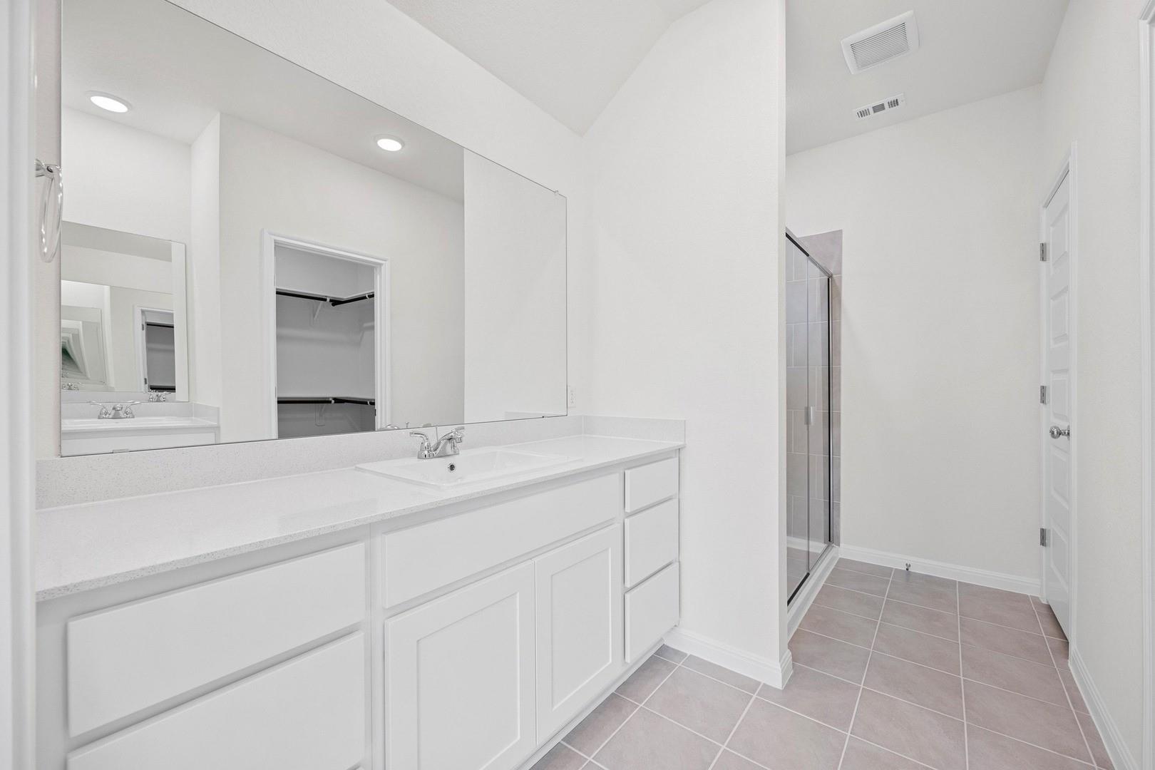 256 Bendecido Loop, Elgin, TX 78621