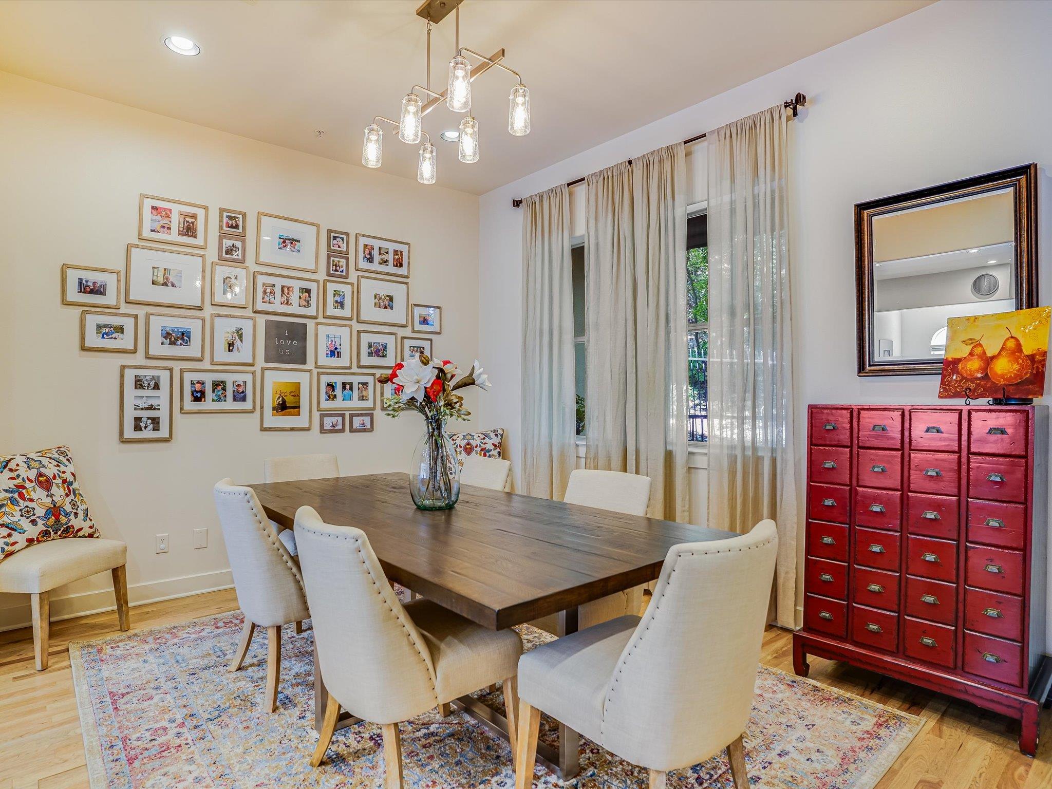 1529 Barton Springs Rd # 27, Austin, TX 78704