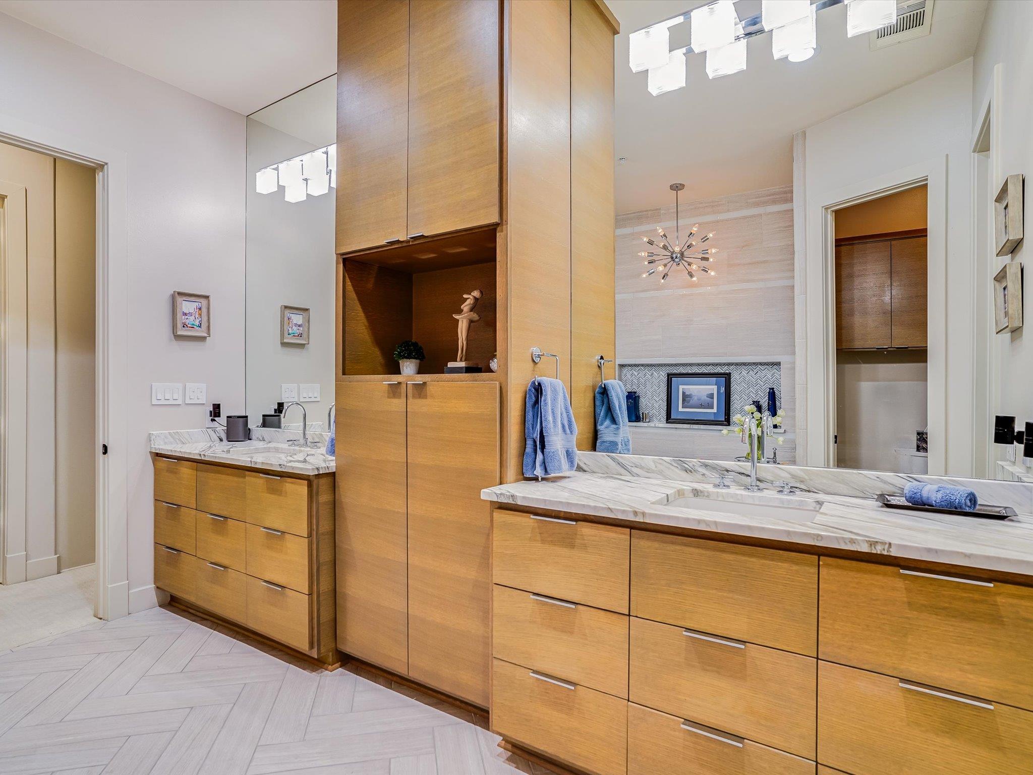 1529 Barton Springs Rd # 27, Austin, TX 78704