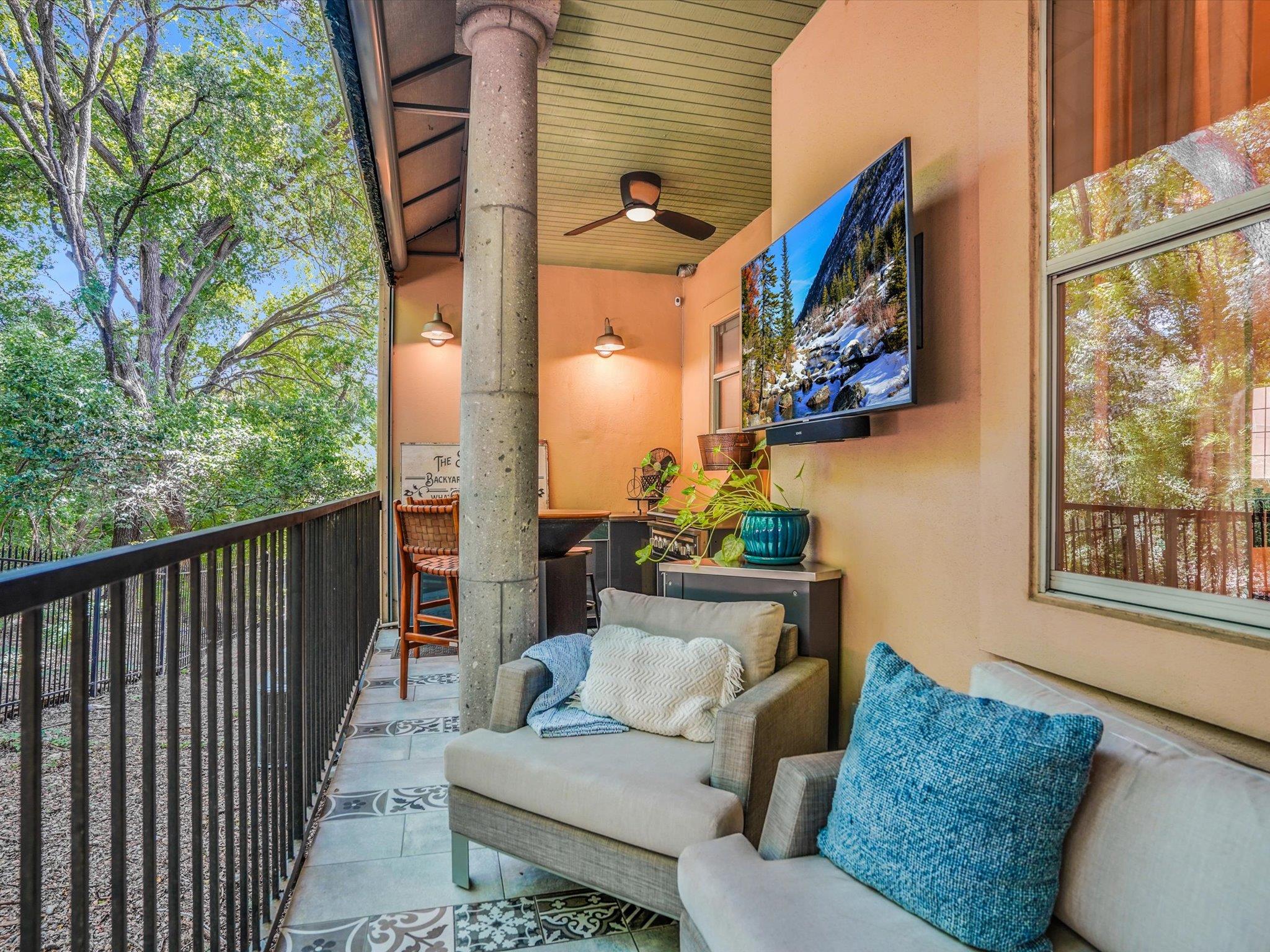 1529 Barton Springs Rd # 27, Austin, TX 78704