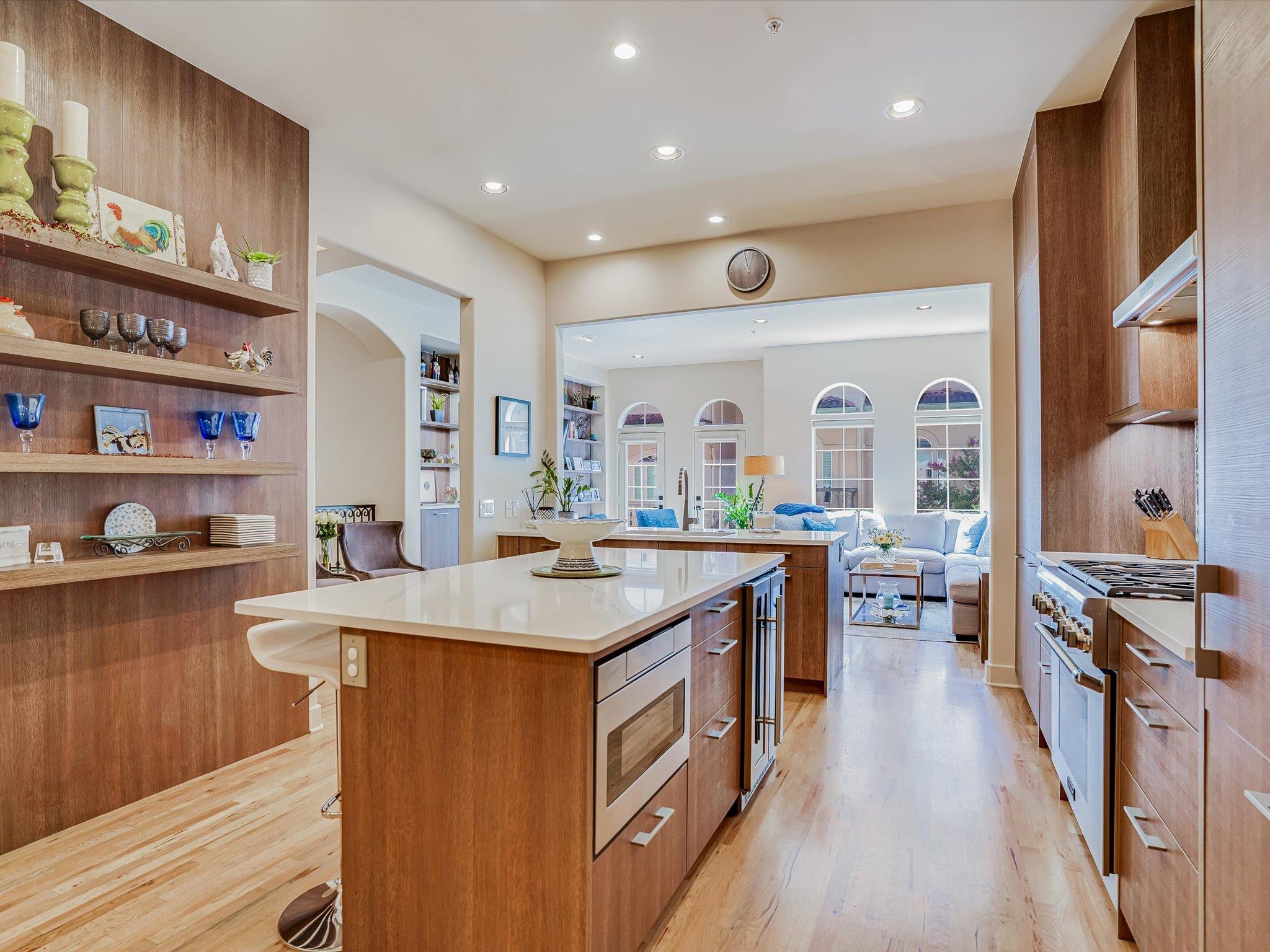 1529 Barton Springs Rd # 27, Austin, TX 78704
