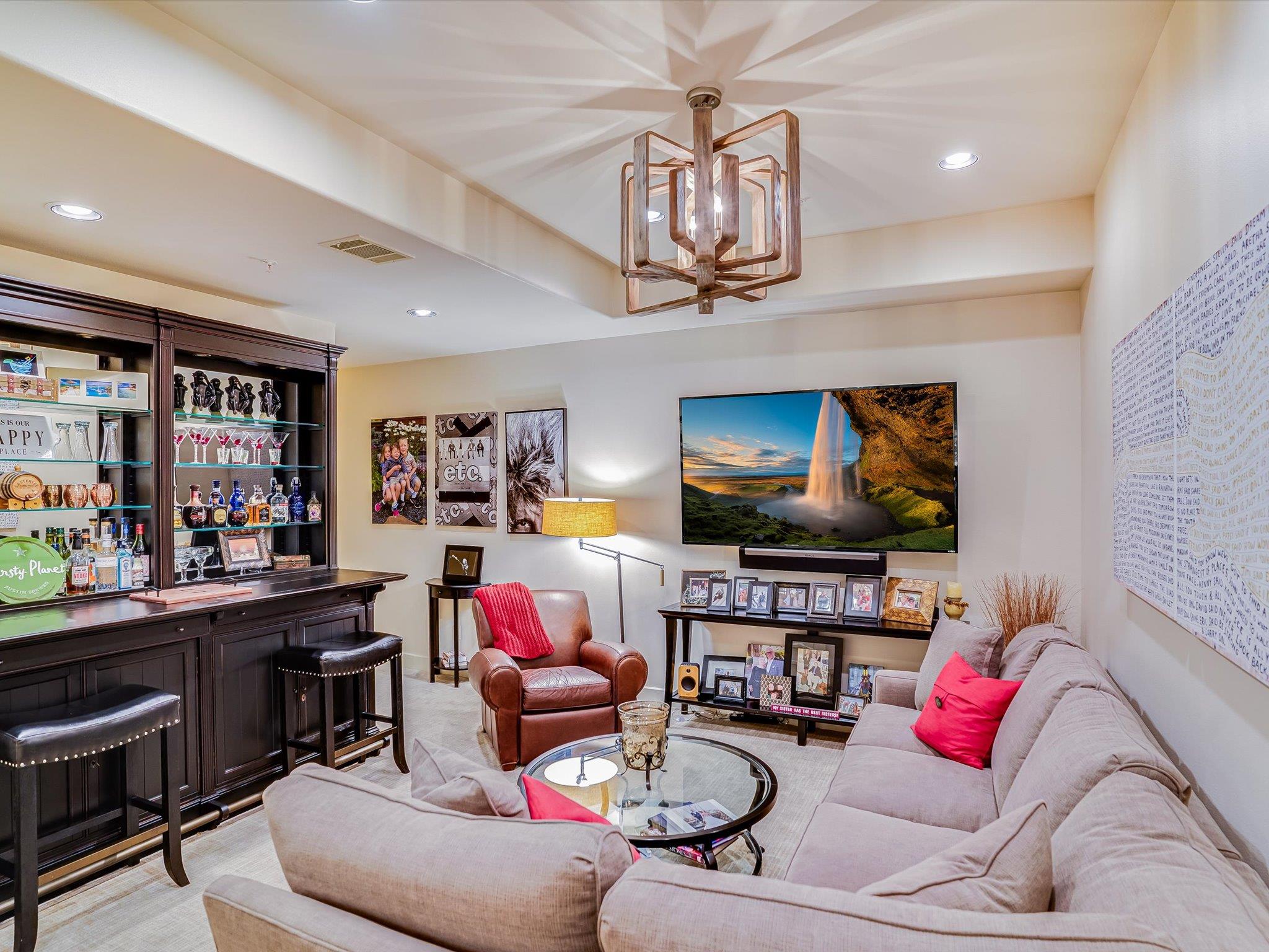 1529 Barton Springs Rd # 27, Austin, TX 78704