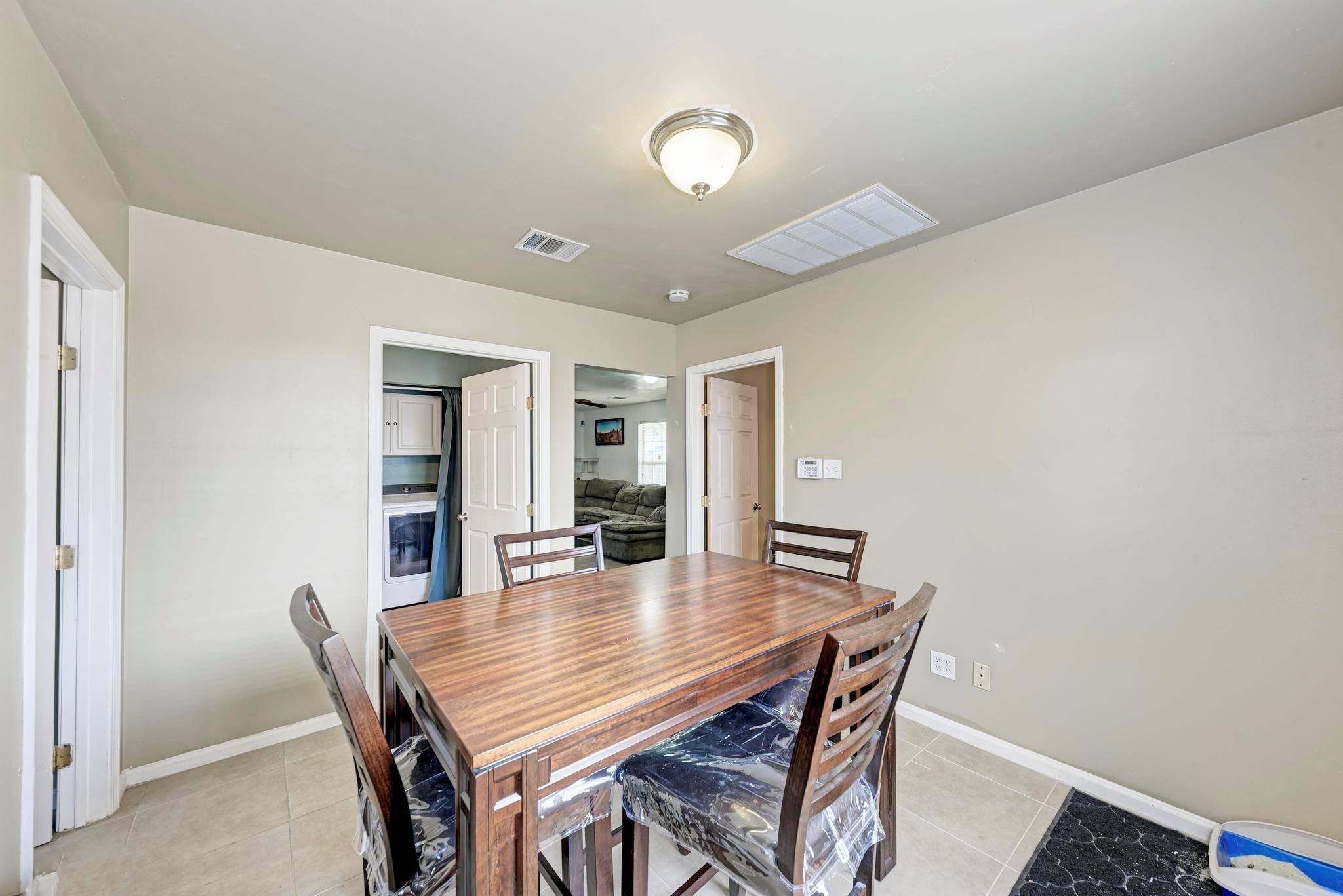 115 Hergotz Ln, Austin, TX 78742