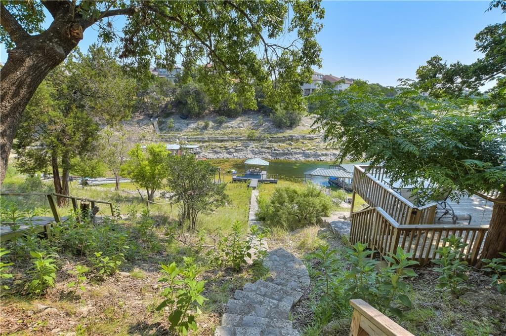 529 Venture Blvd S, Point Venture, TX 78645