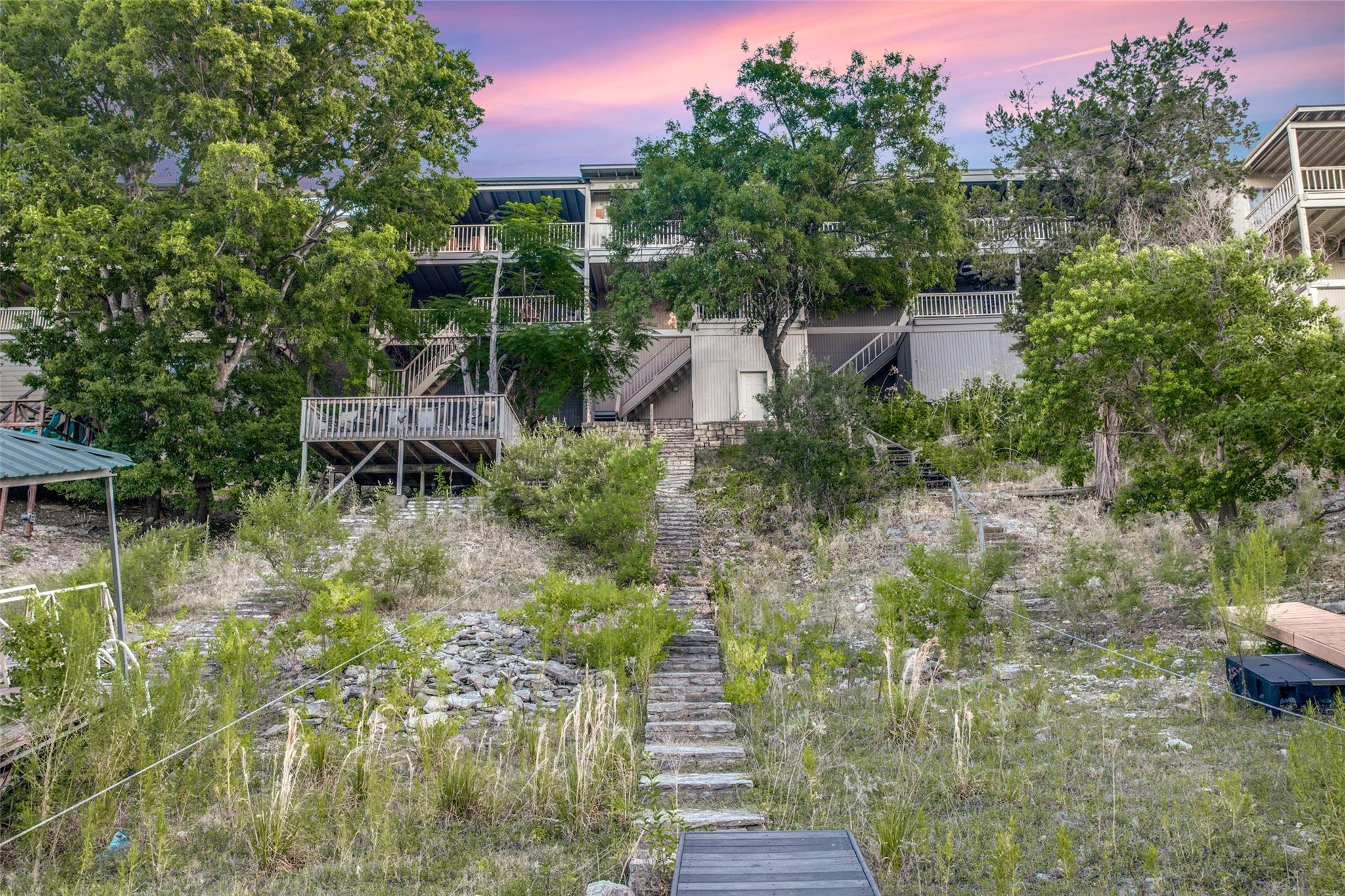 529 Venture Blvd S, Point Venture, TX 78645