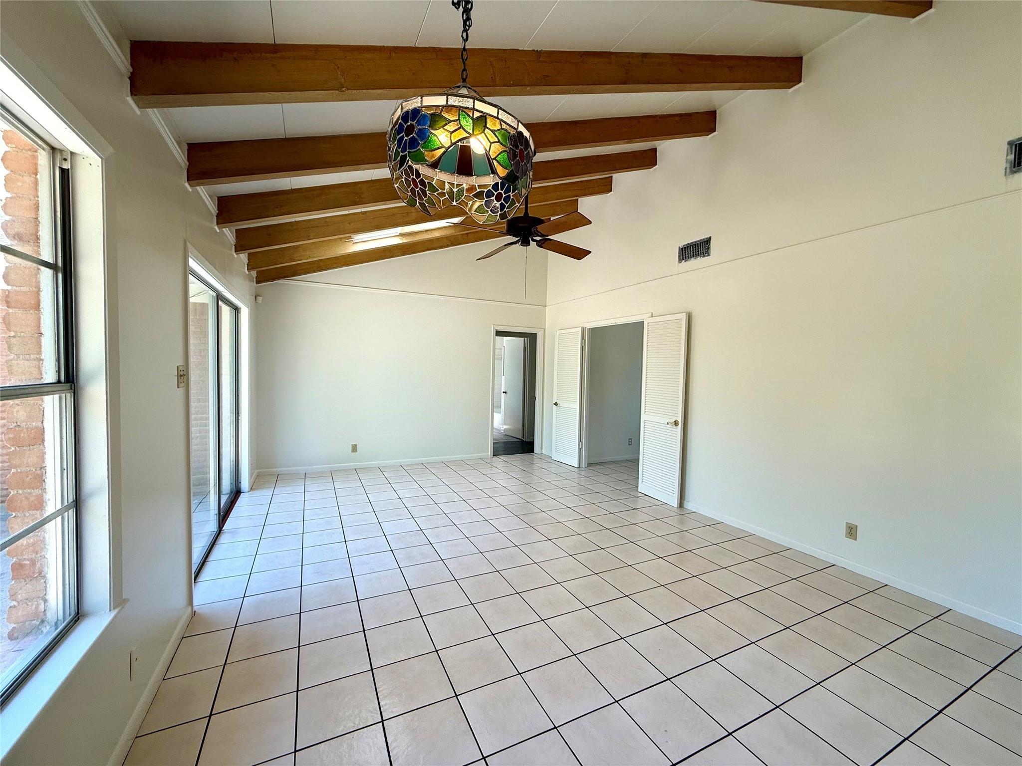 2711 Little John Ln, Austin, TX 78704