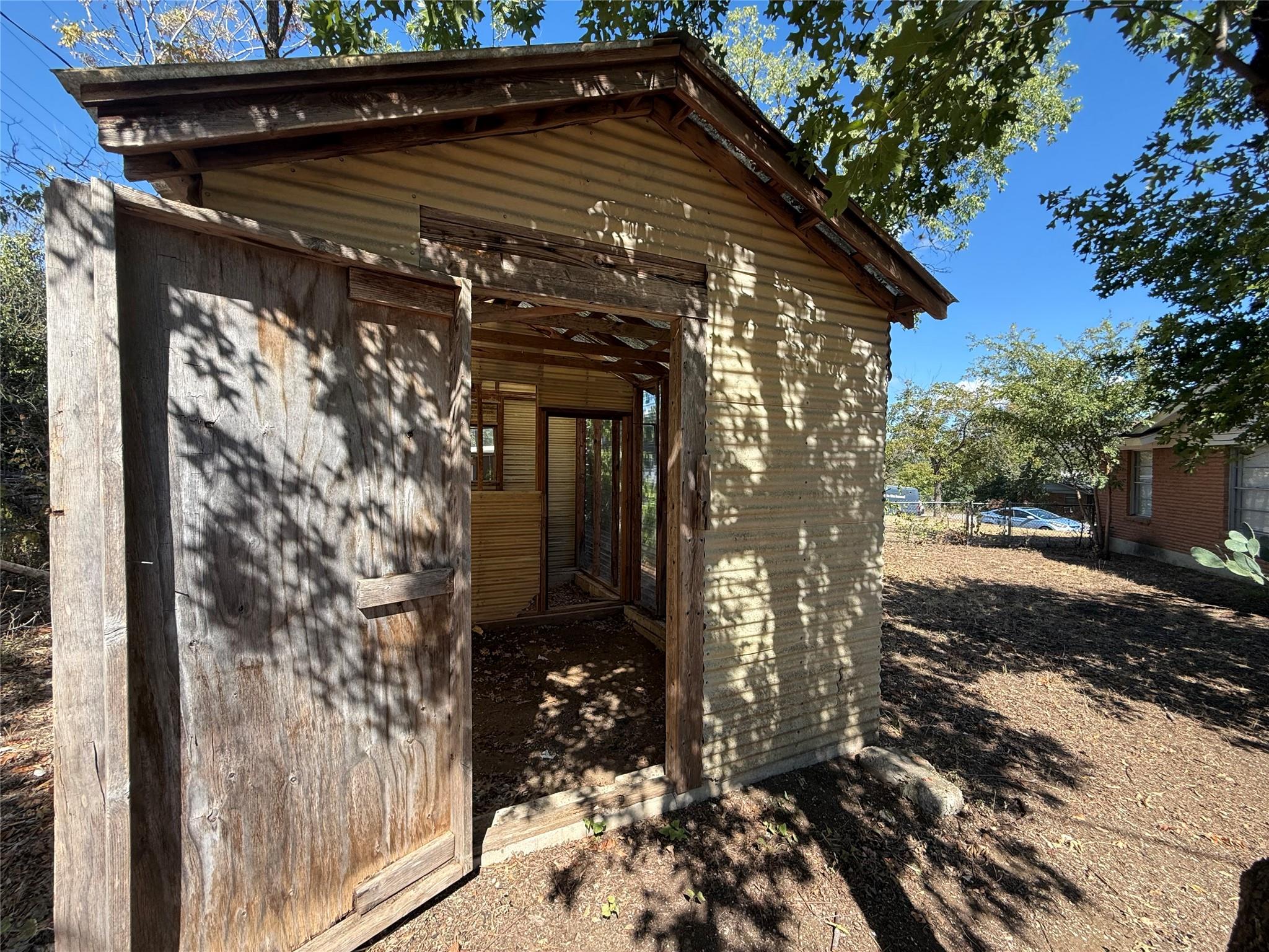 2711 Little John Ln, Austin, TX 78704