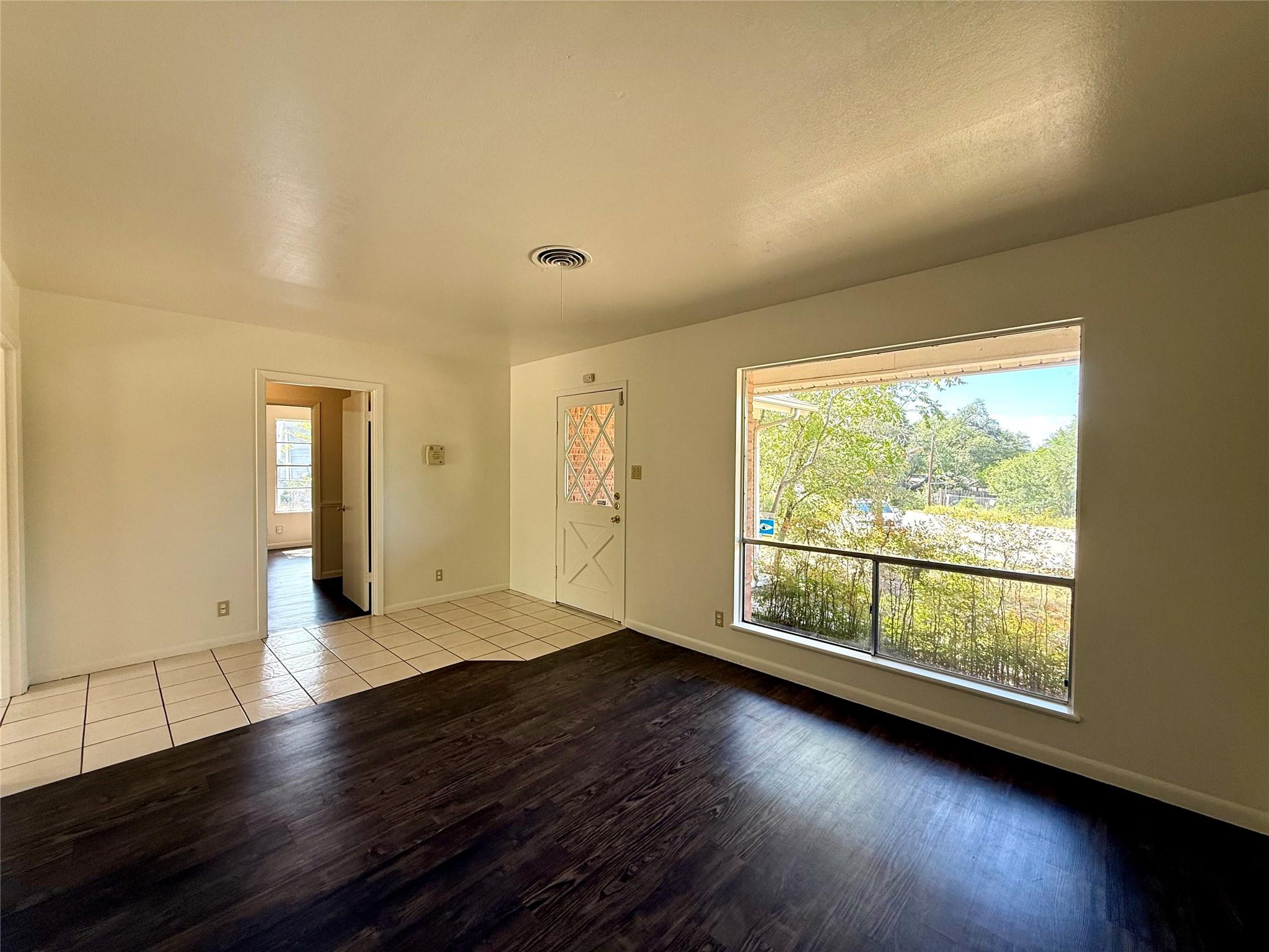 2711 Little John Ln, Austin, TX 78704