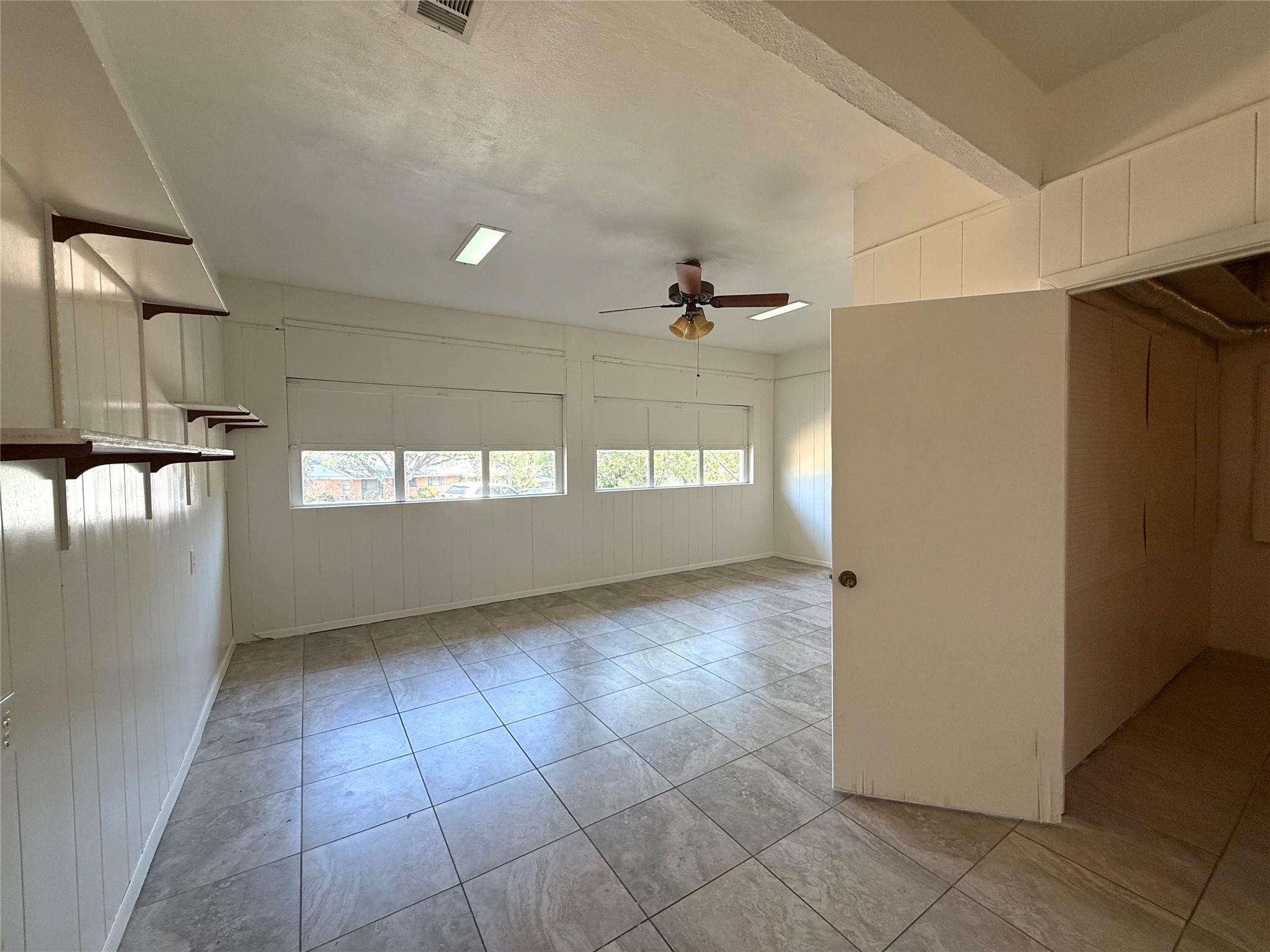 2711 Little John Ln, Austin, TX 78704