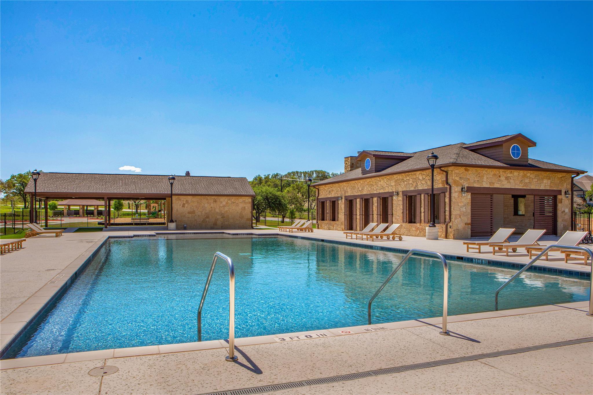 7804 Alouette Dr, Austin, TX 78738