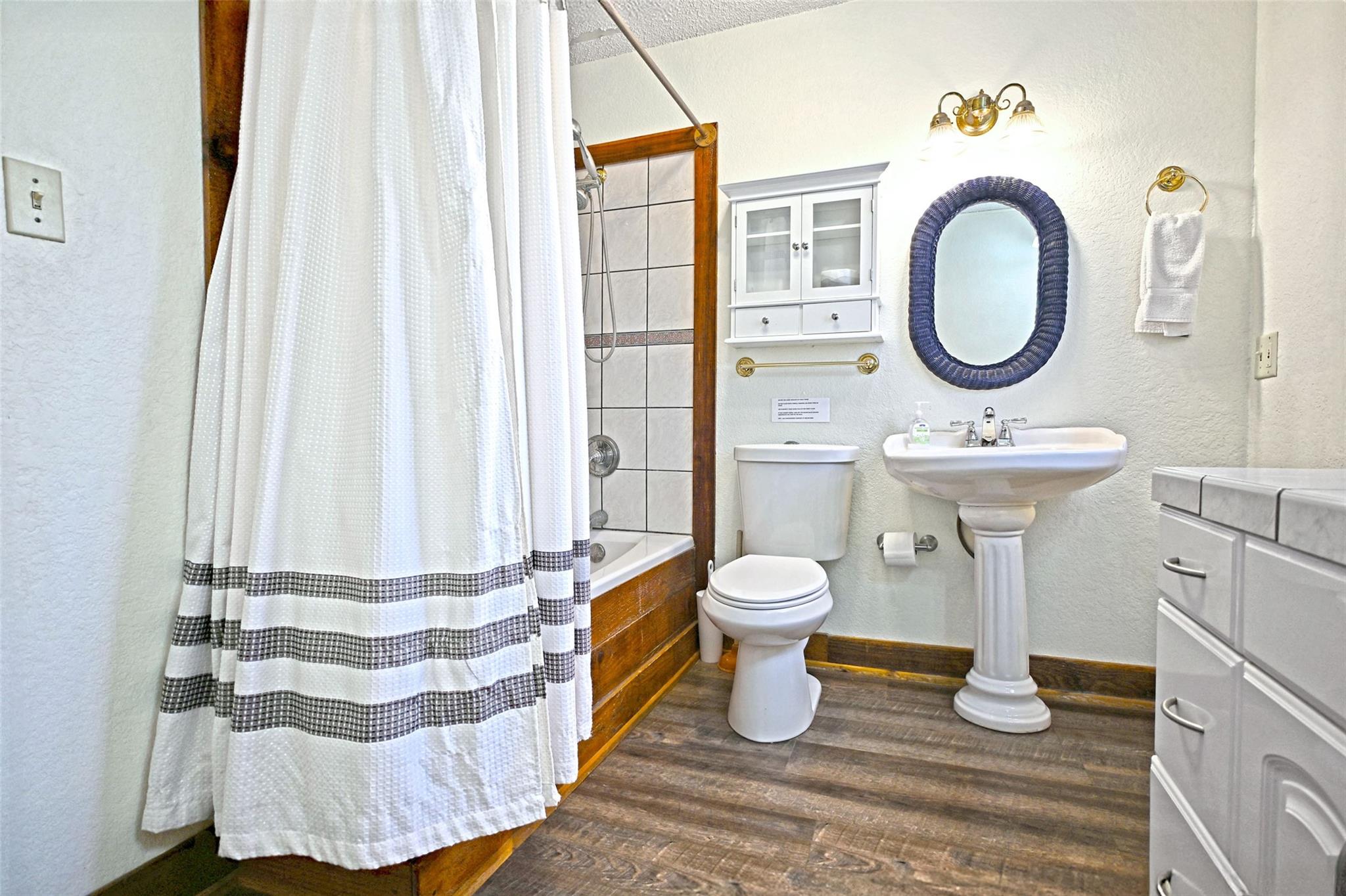 1683 Kuehler Ave, New Braunfels, TX 78130