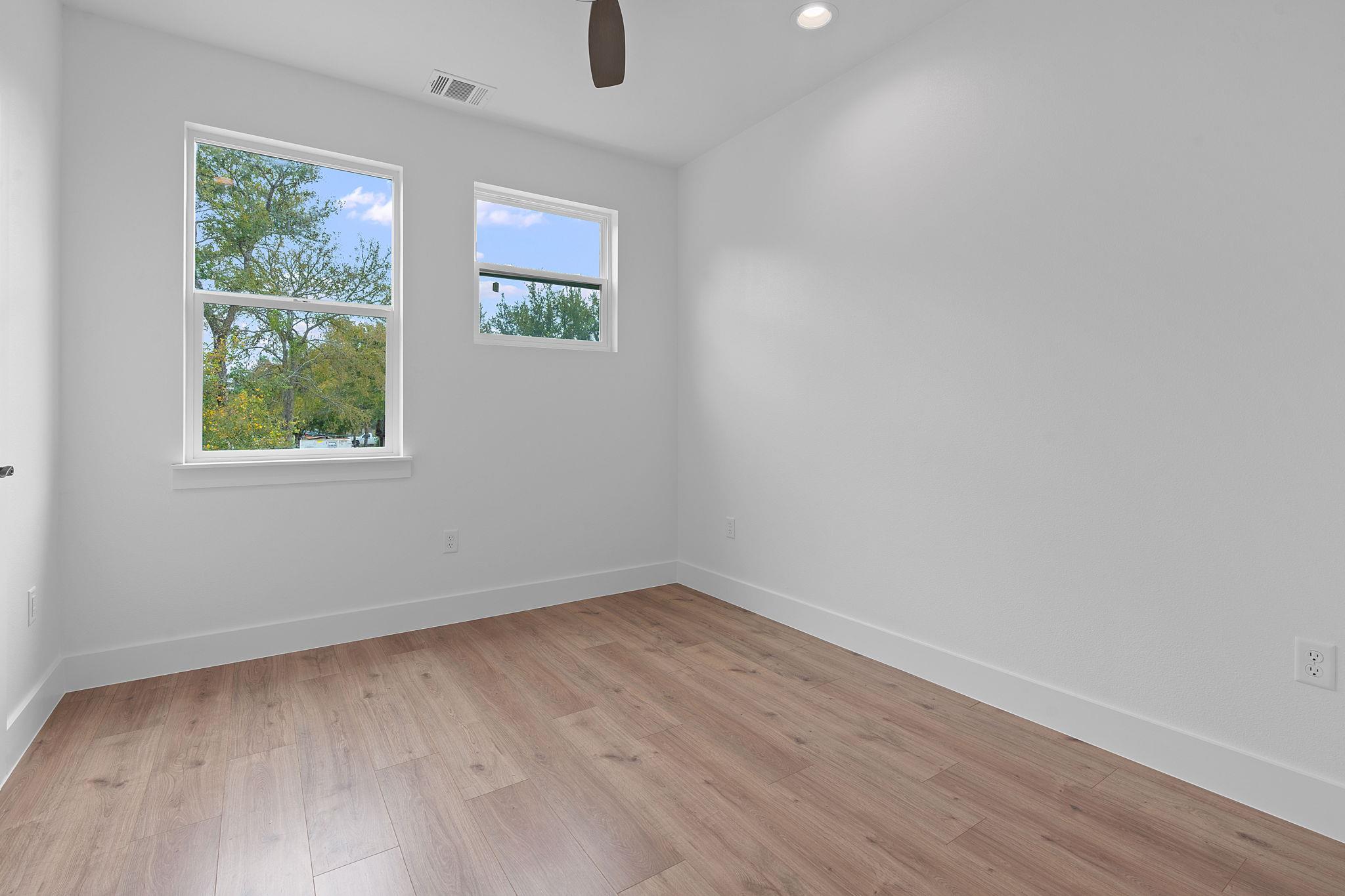 124 S Mockingbird Circle # B, Cedar Creek, TX 78612