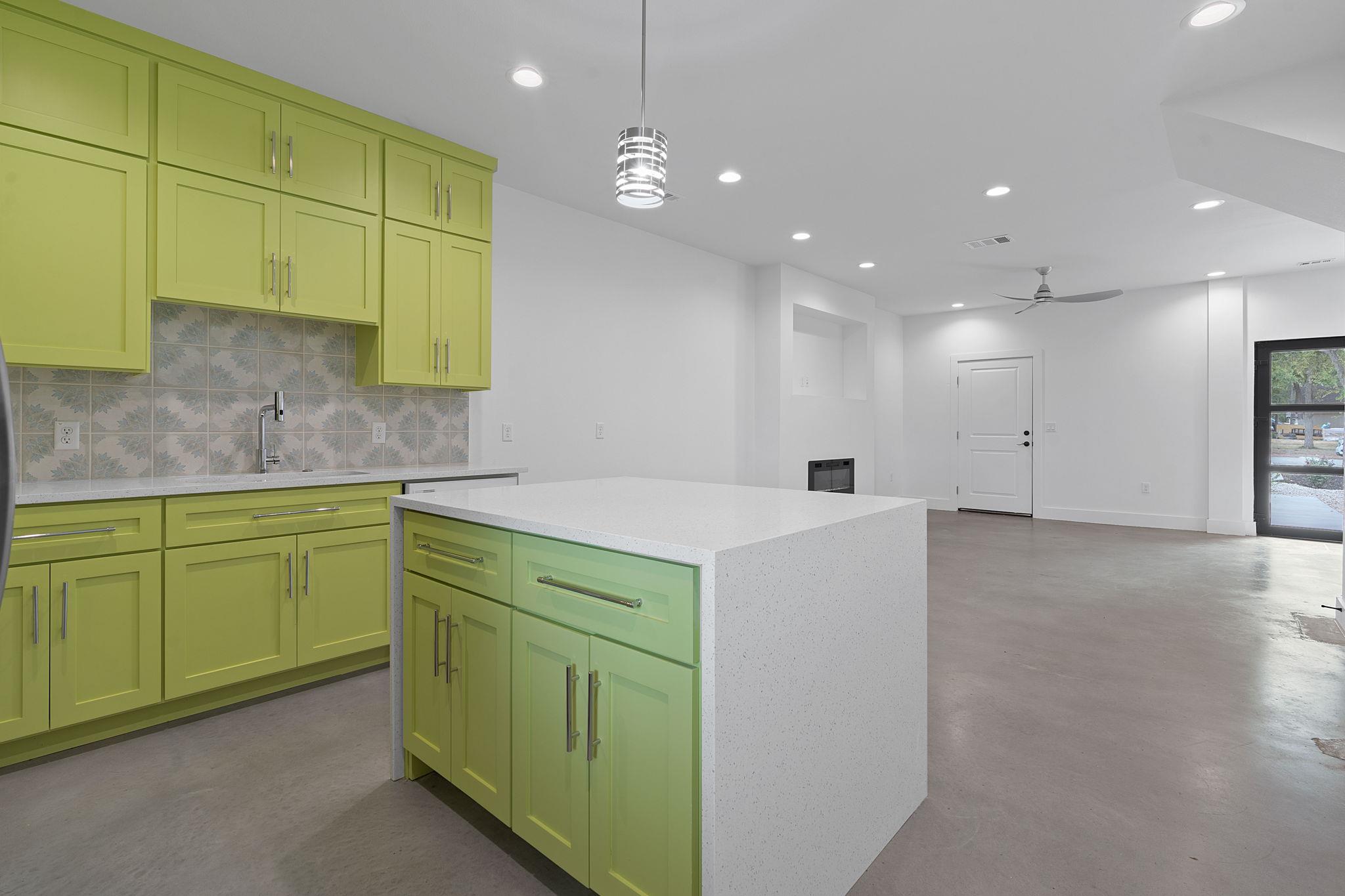 124 S Mockingbird Circle # B, Cedar Creek, TX 78612