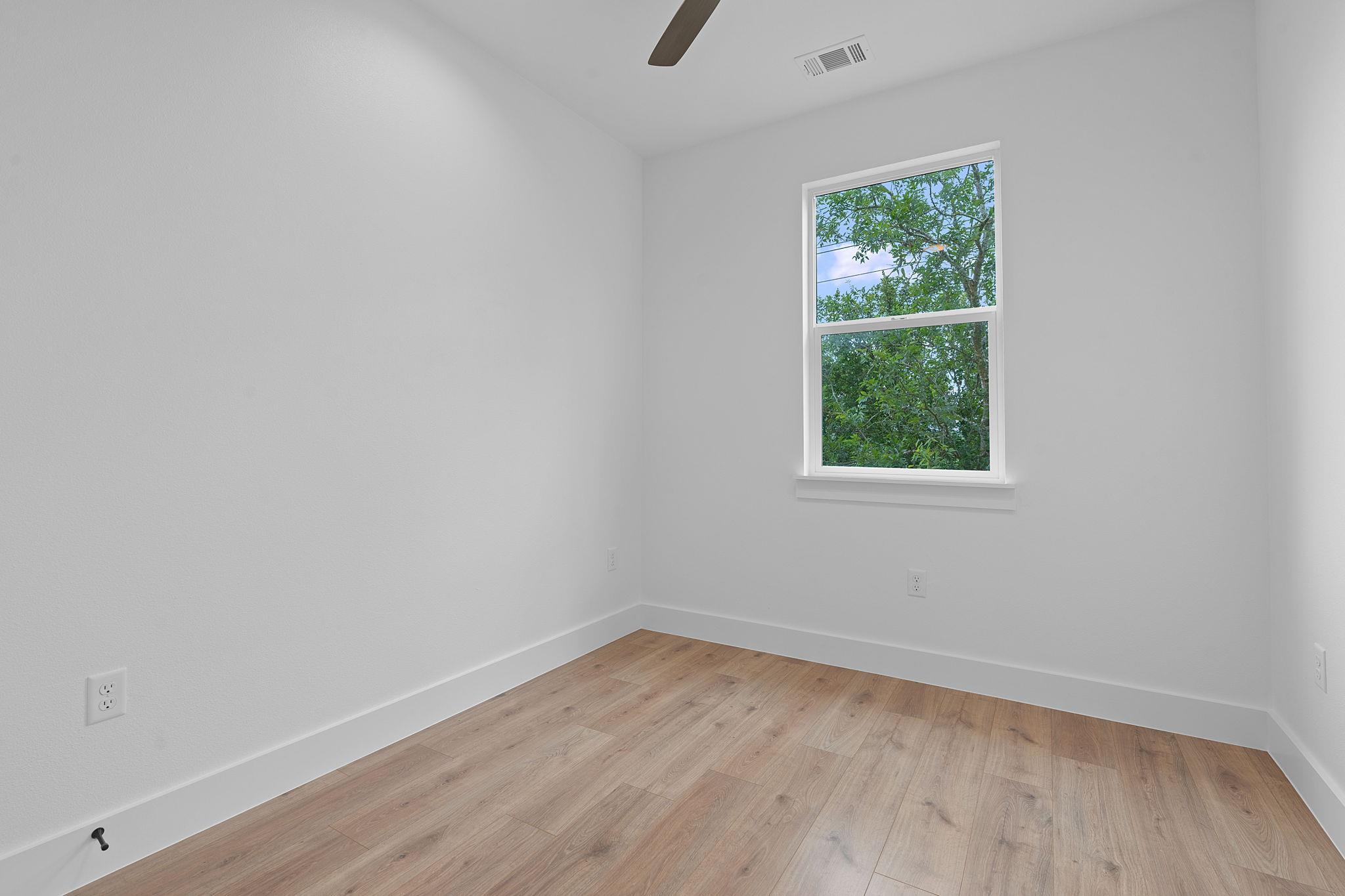 124 S Mockingbird Circle # B, Cedar Creek, TX 78612