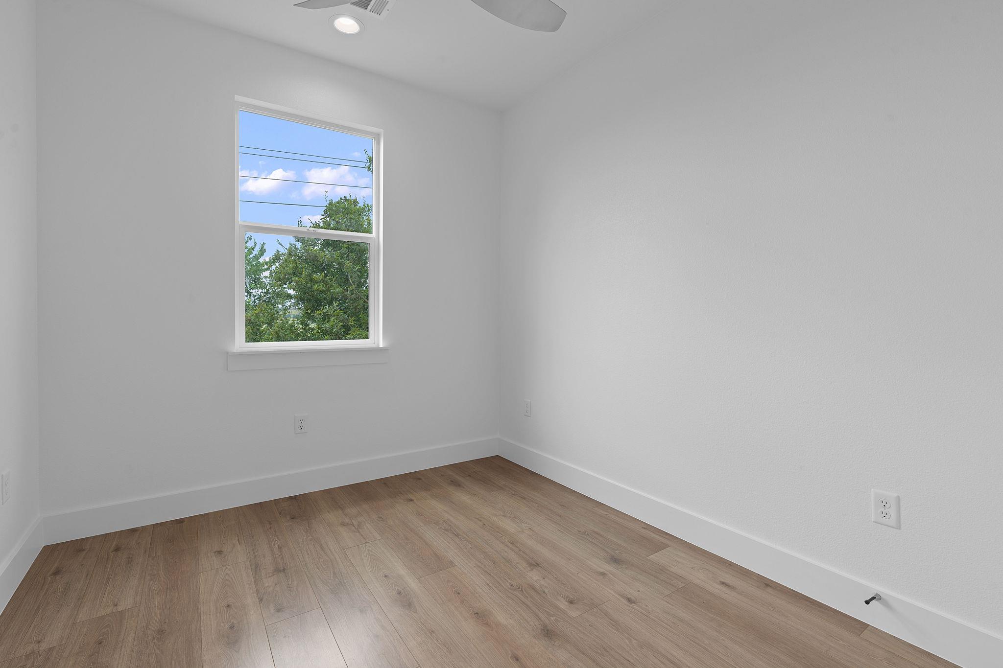 124 S Mockingbird Circle # B, Cedar Creek, TX 78612