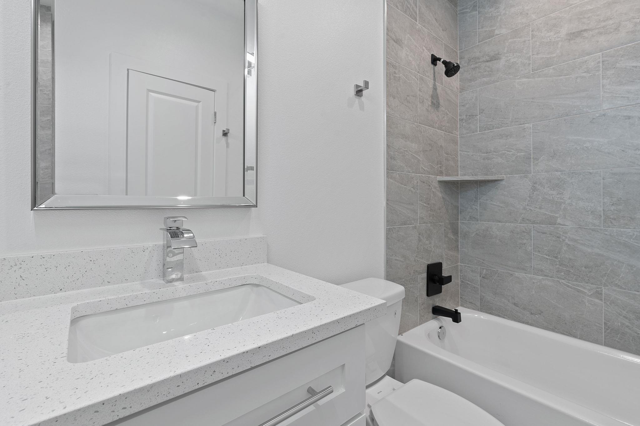 124 S Mockingbird Circle # B, Cedar Creek, TX 78612