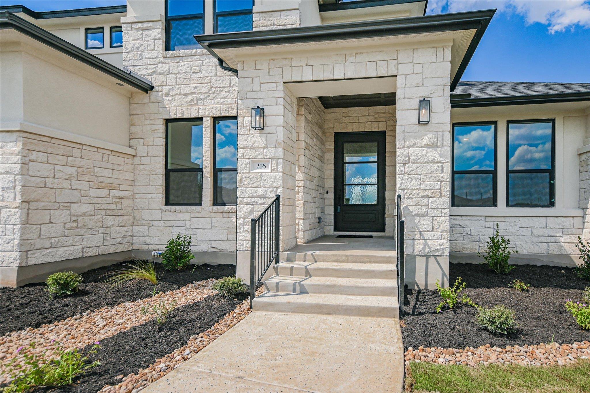 216 Scofield Ave, Georgetown, TX 78628