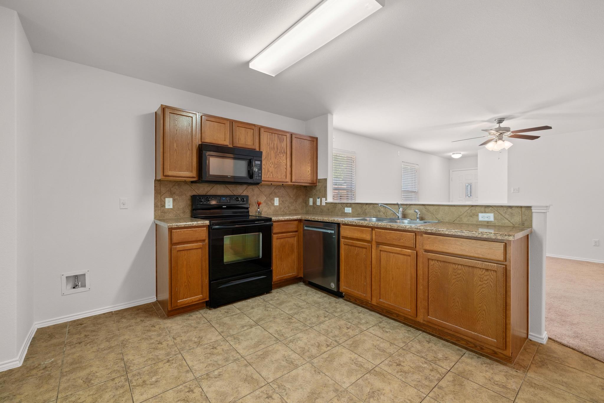 437 Moorhen Cv, Leander, TX 78641