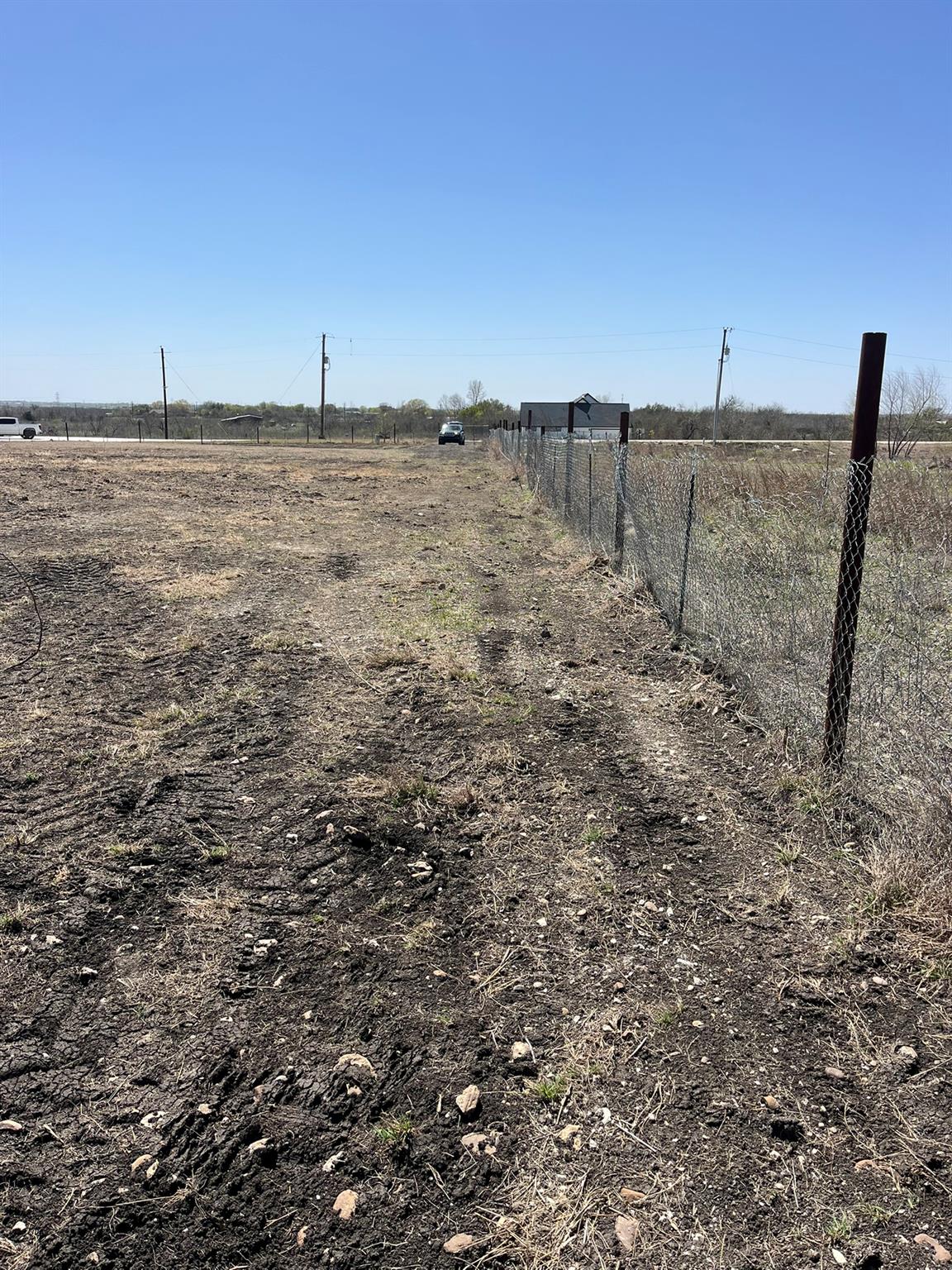 203 Arrowwood Ct, Niederwald, TX 78640