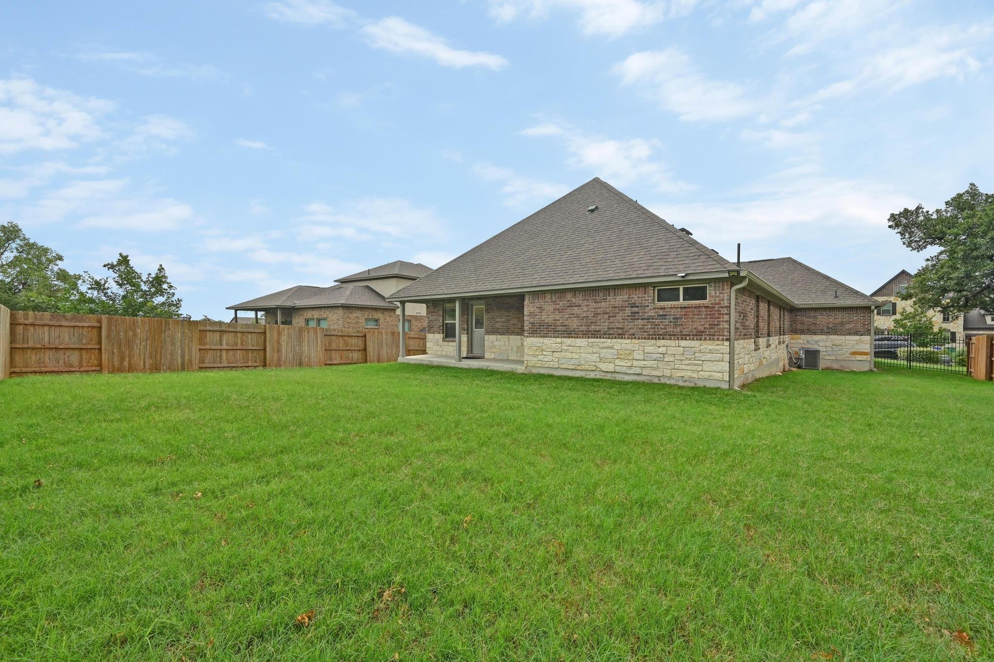 918 Valley View Dr, Cedar Park, TX 78641