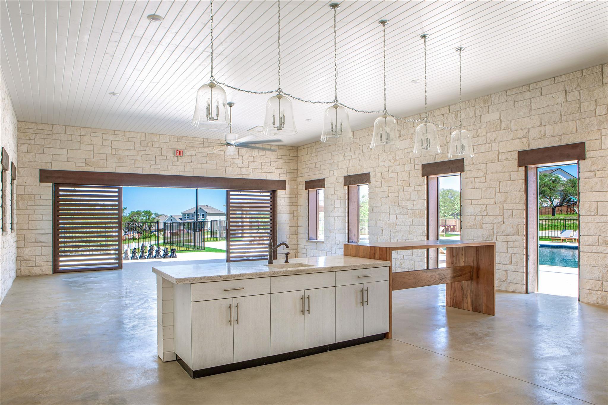 8212 Bouvreuil Dr, Austin, TX 78738