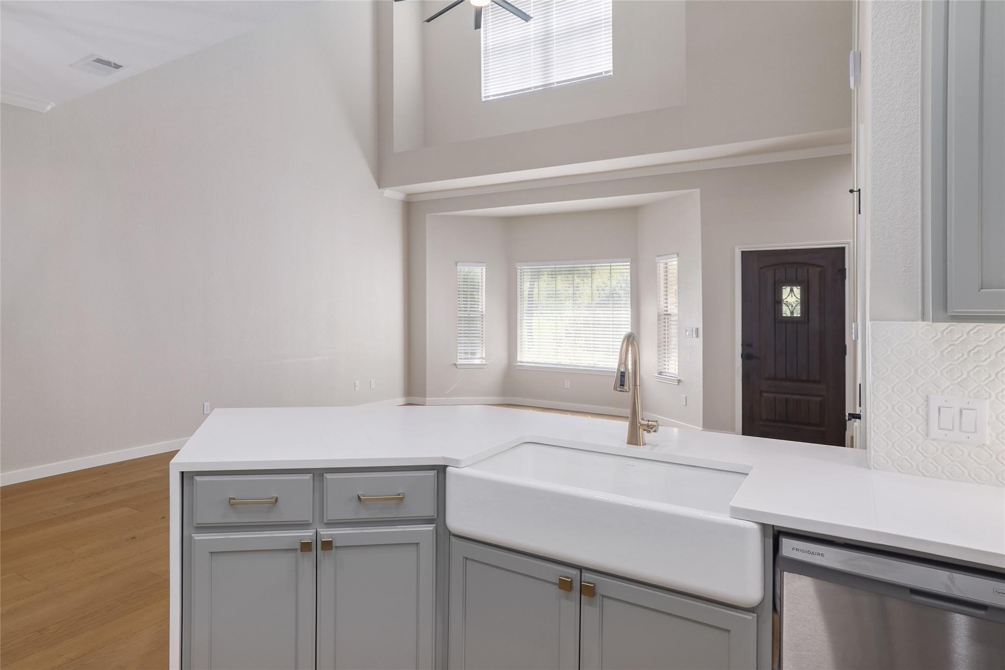 8701 Escarpment Blvd # 73, Austin, TX 78749