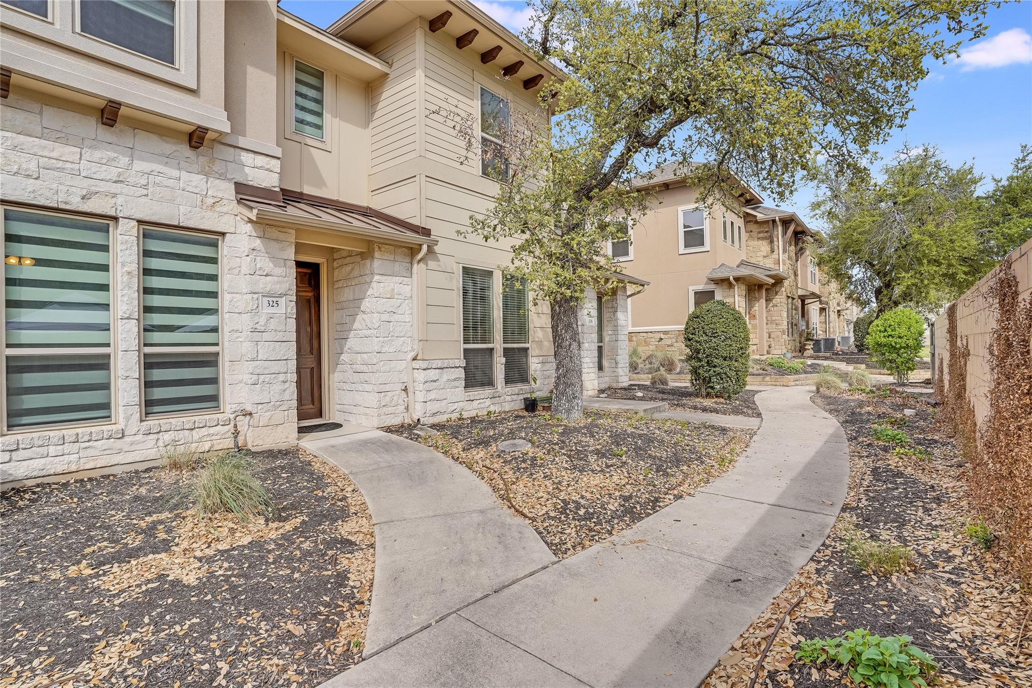 13800 Lyndhurst St # 325, Austin, TX 78717