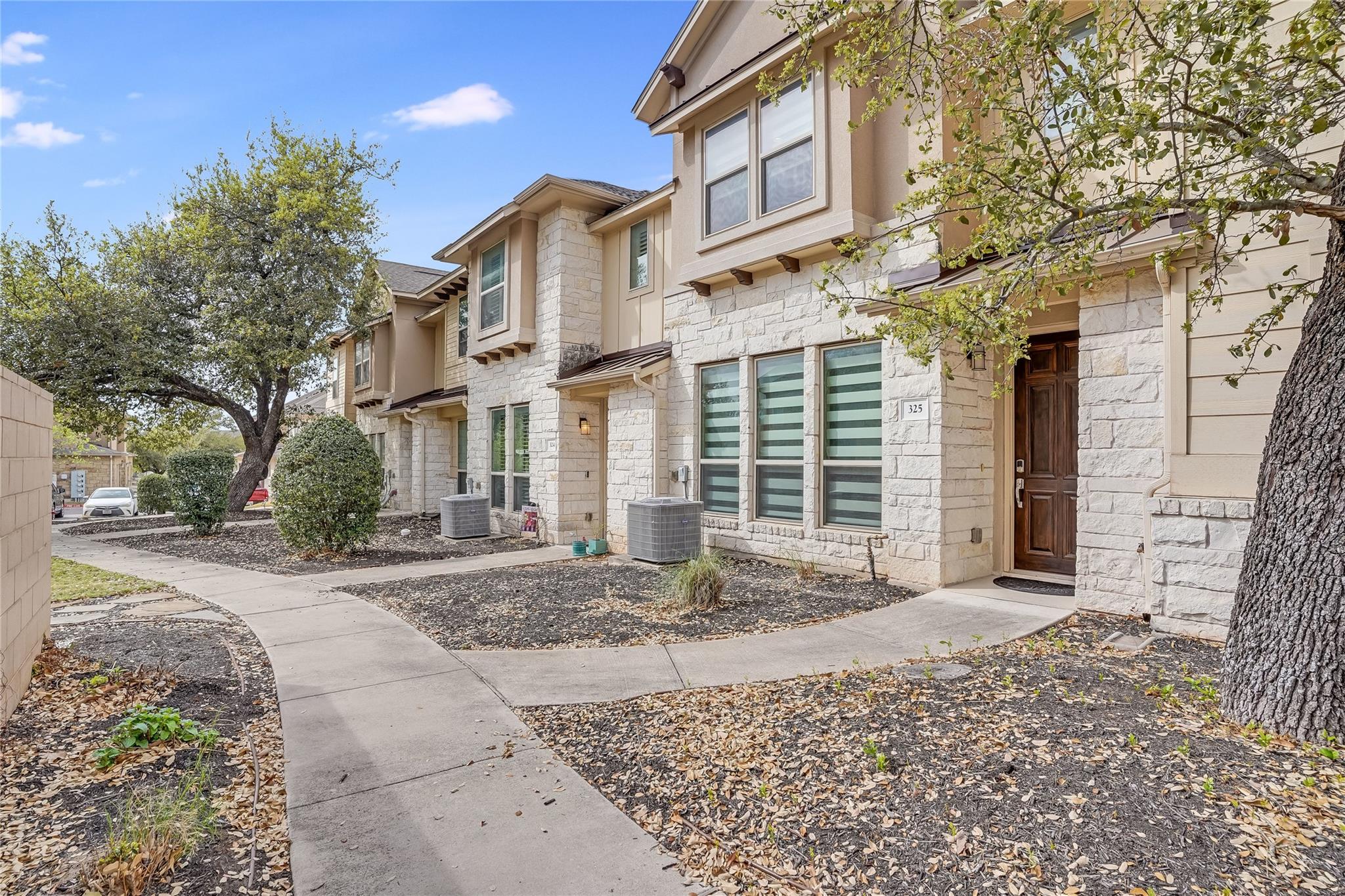 13800 Lyndhurst St # 325, Austin, TX 78717