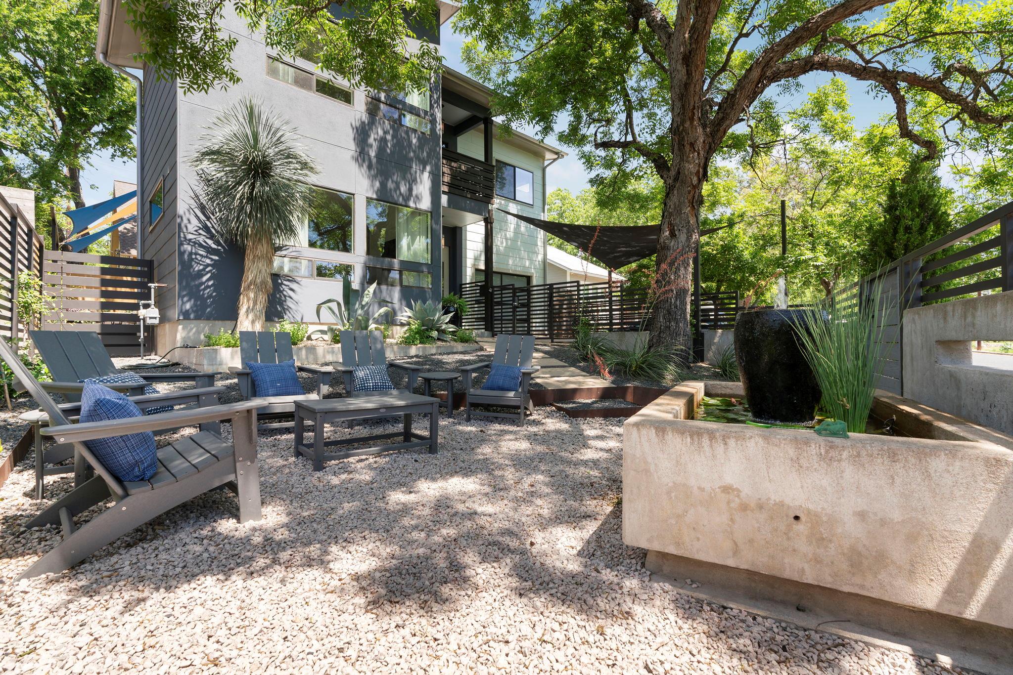 2104 East Side Dr, Austin, TX 78704