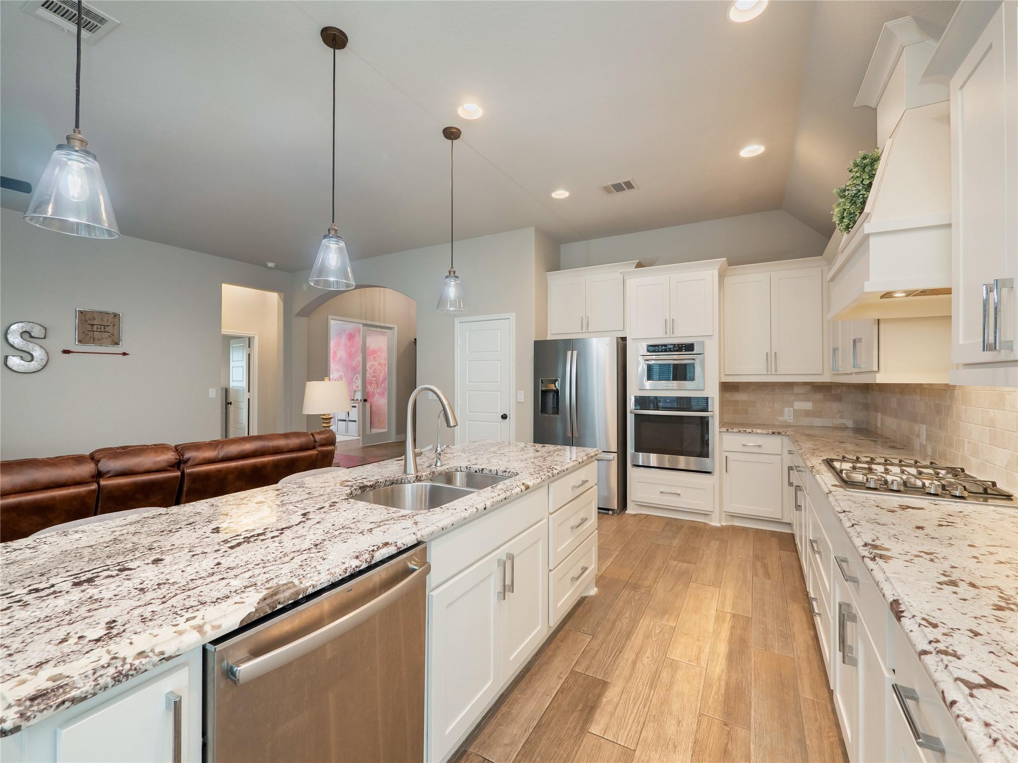 100 Indian Paintbrush Trl, Georgetown, TX 78628