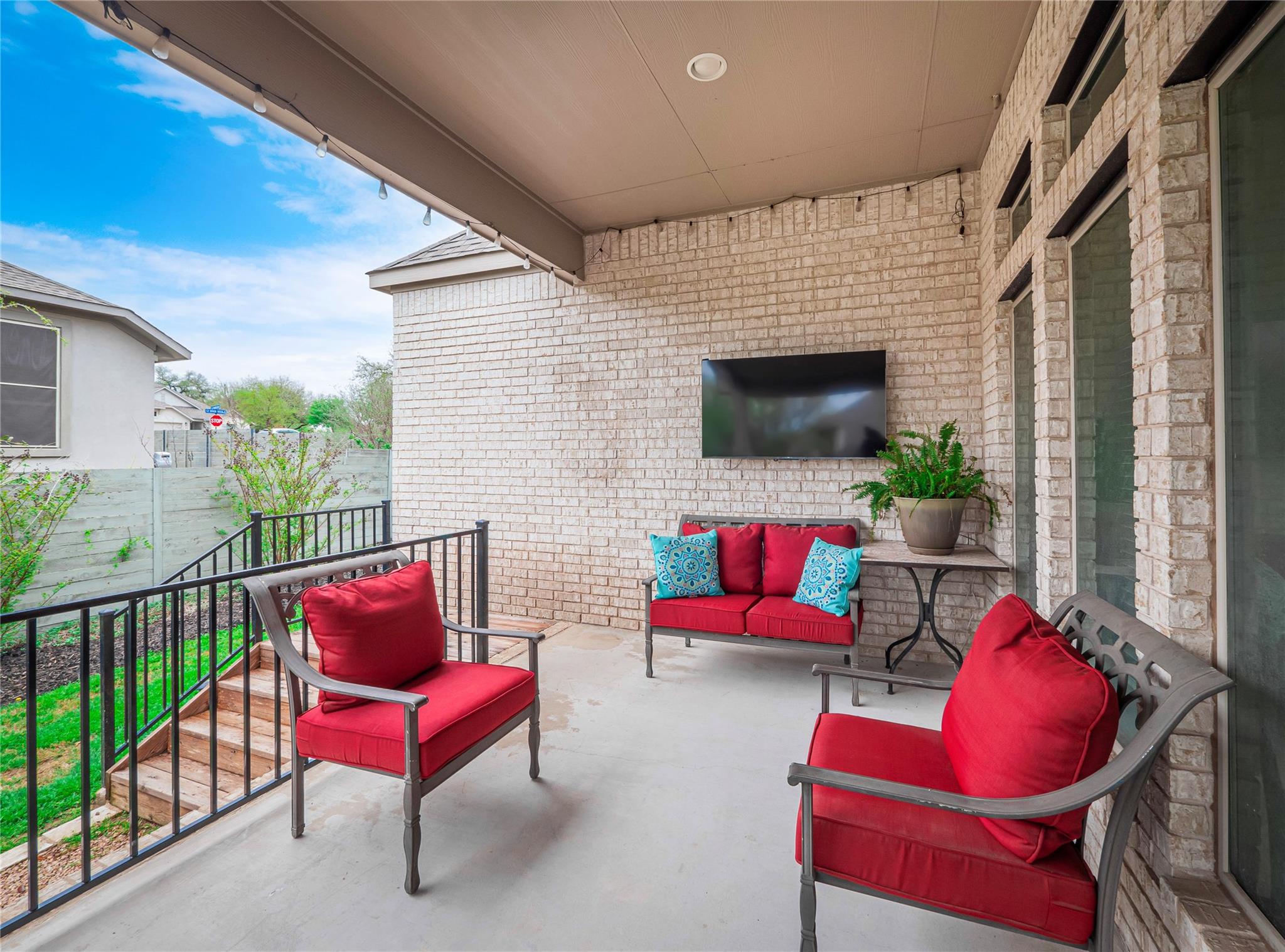 100 Indian Paintbrush Trl, Georgetown, TX 78628