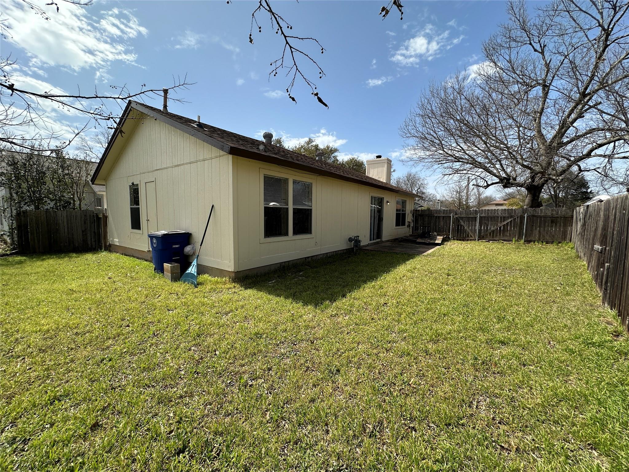 9703 Curlew Dr, Austin, TX 78748