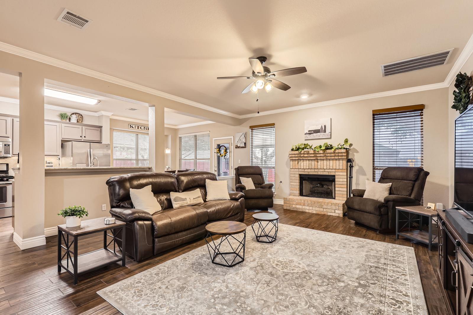 706 Belmont Dr, Georgetown, TX 78626