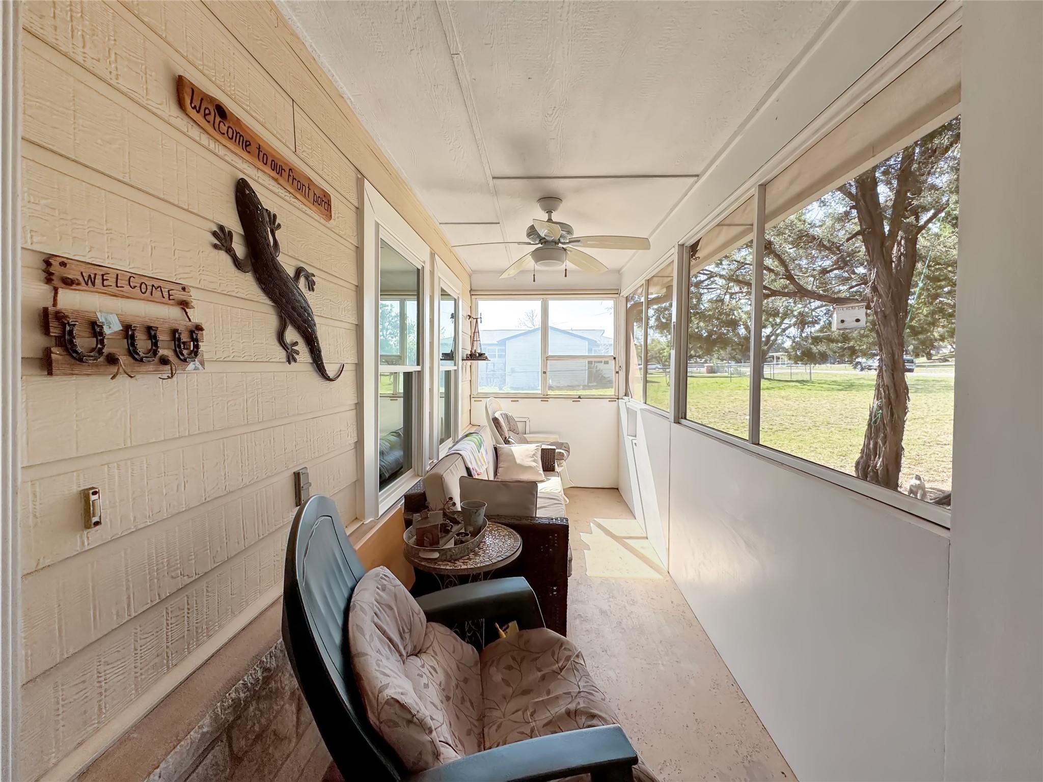 1510 Green Hill Dr, Canyon Lake, TX 78133
