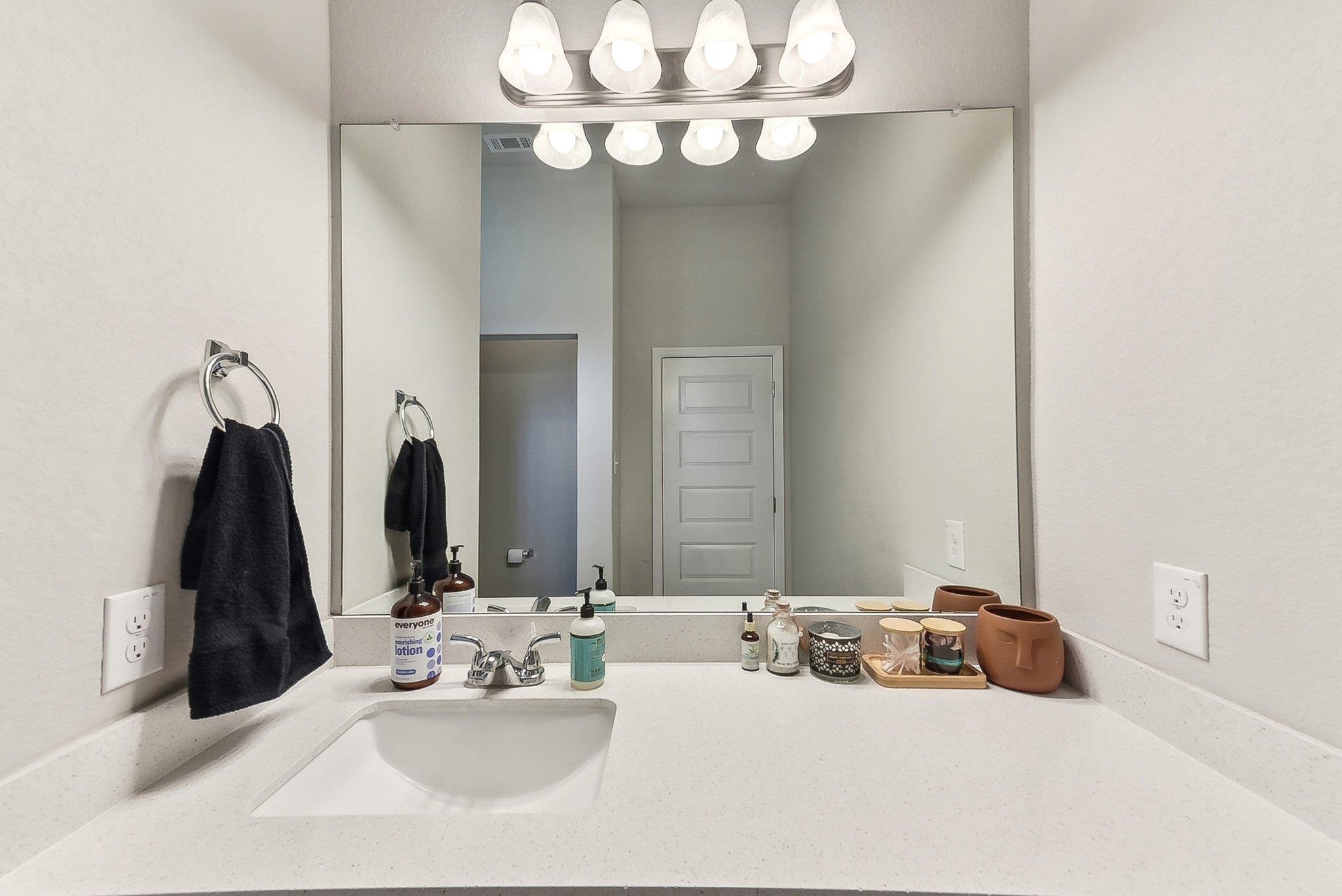 224 Trailside Ln, Bastrop, TX 78602