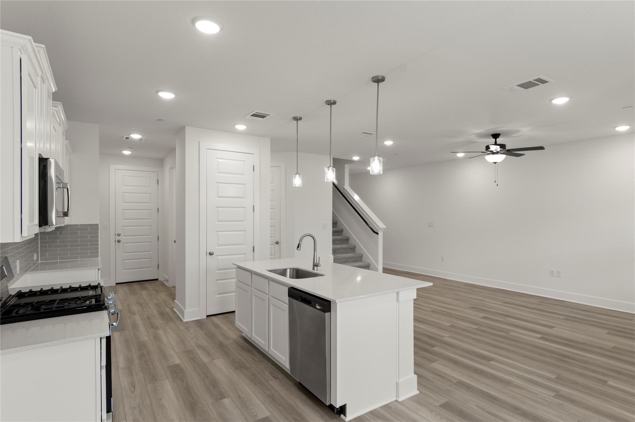 18909 Schultz Ln # 1102, Round Rock, TX 78664