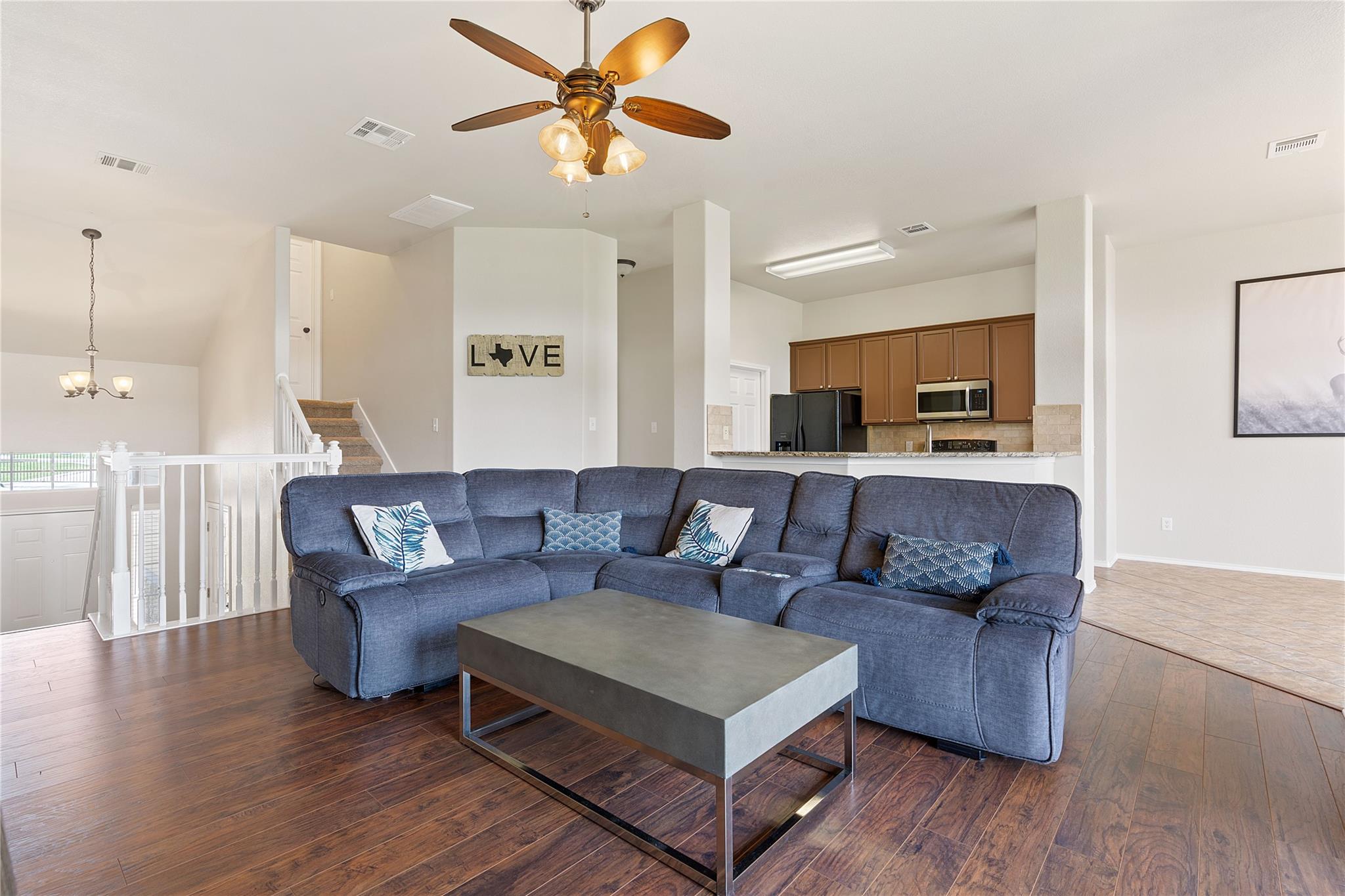 20905 Waterside Dr # 7, Lago Vista, TX 78645
